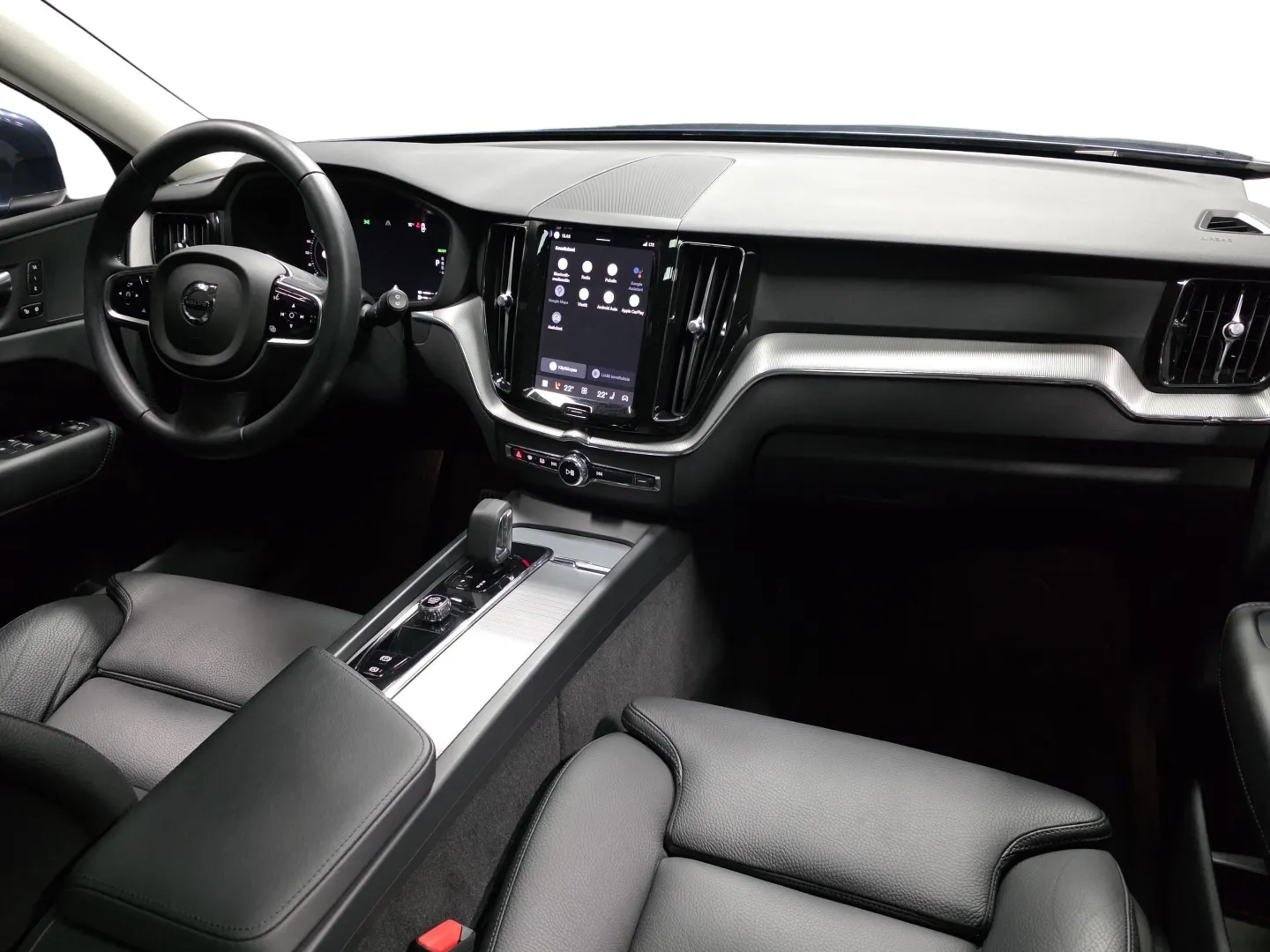 Autokuva 16 - YMB-963