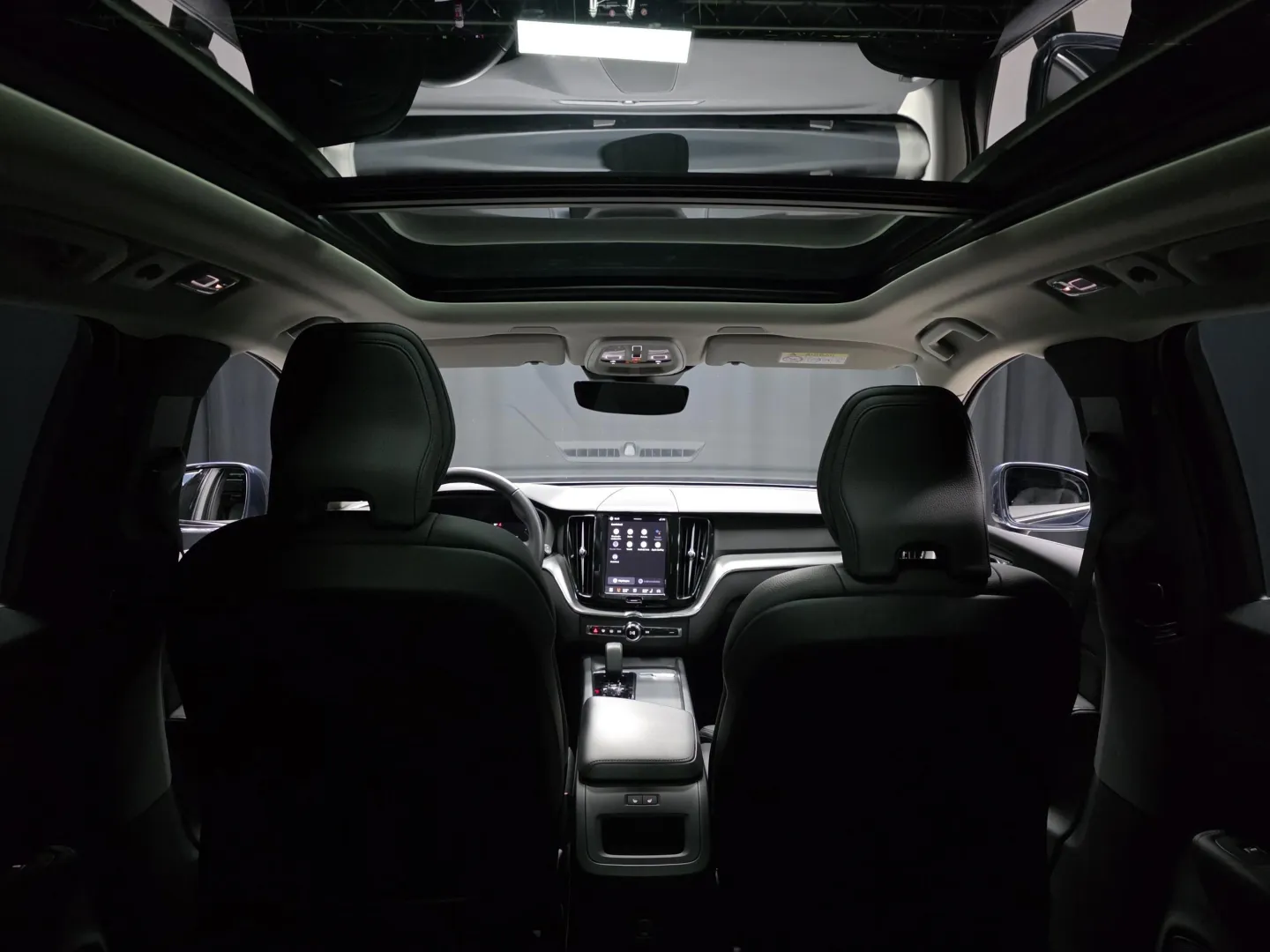 Autokuva 15 - YMB-963