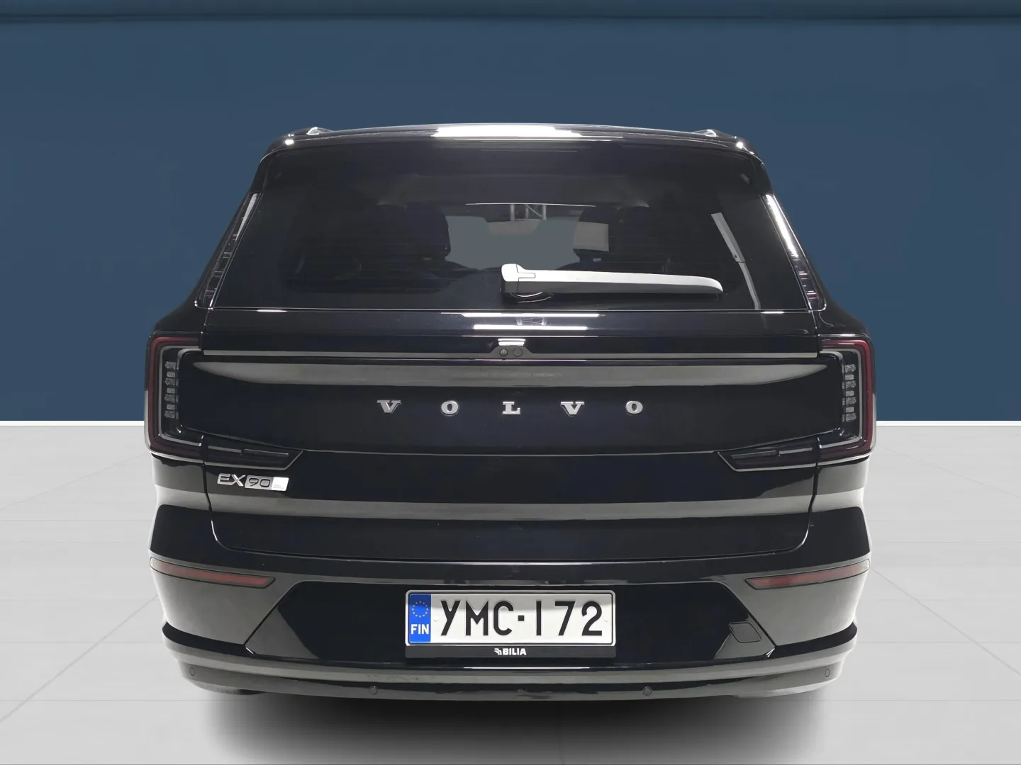 Autokuva 5 - YMC-172