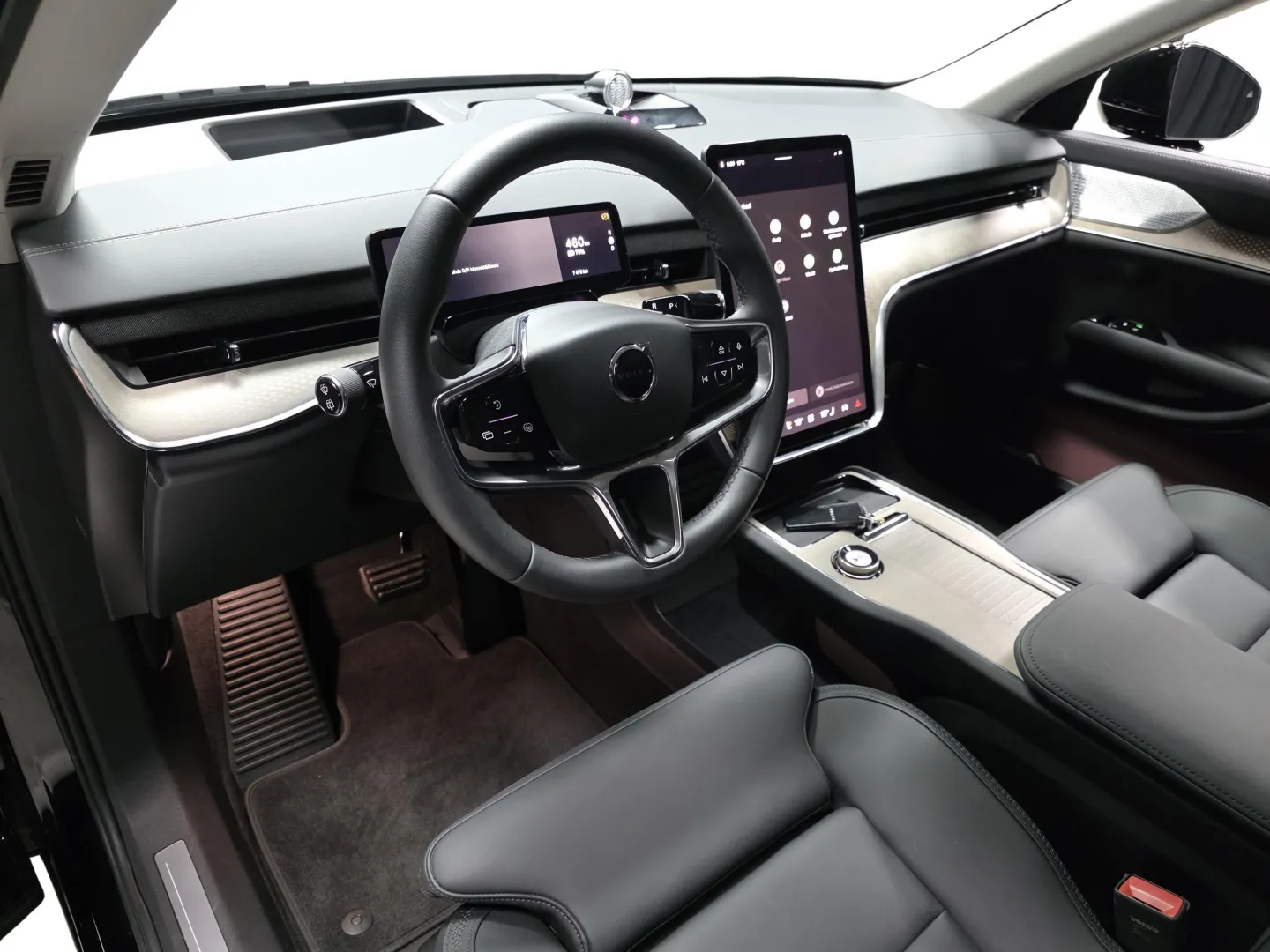 Autokuva 8 - YMC-172