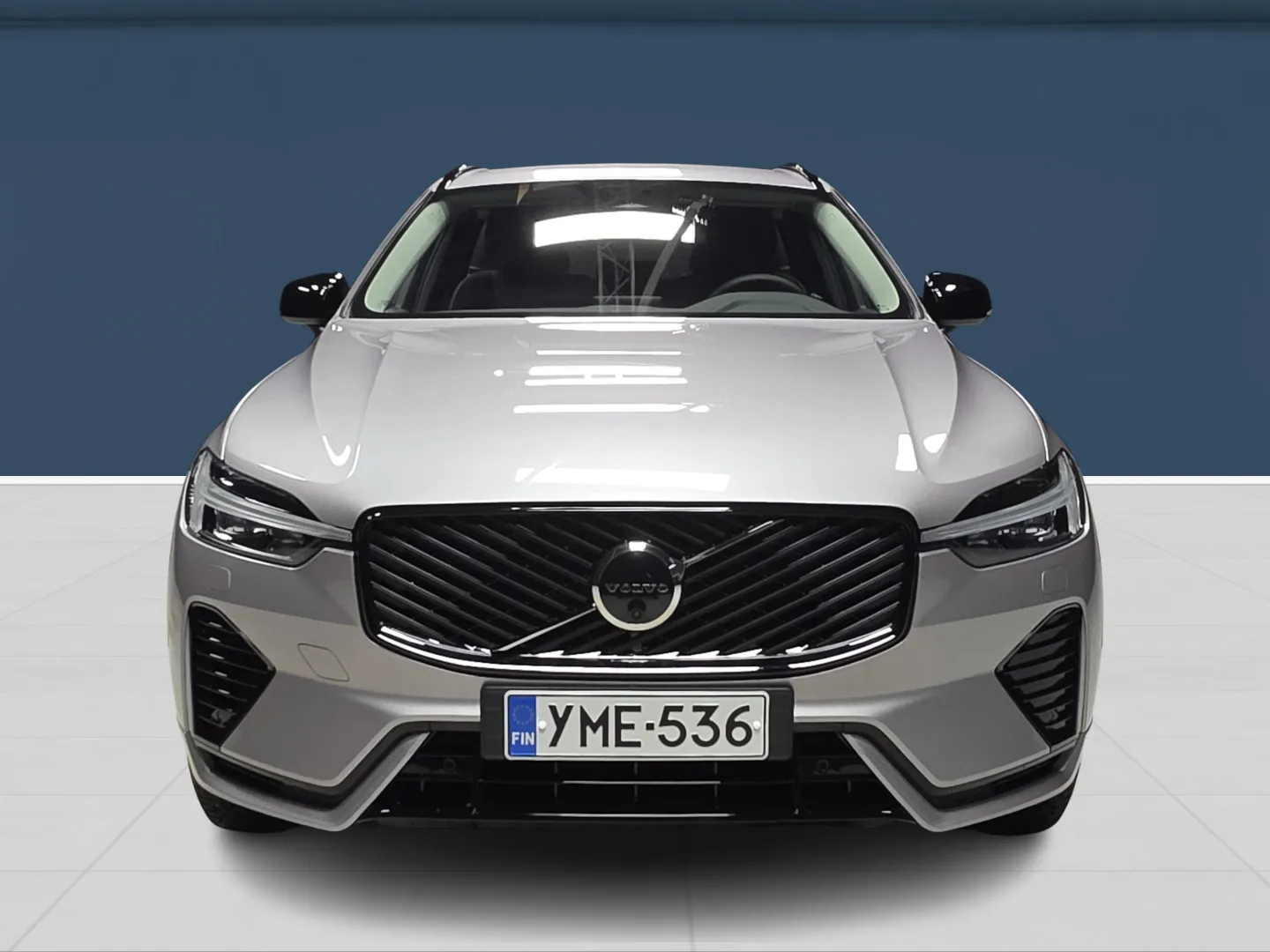 Autokuva 2 - YME-536