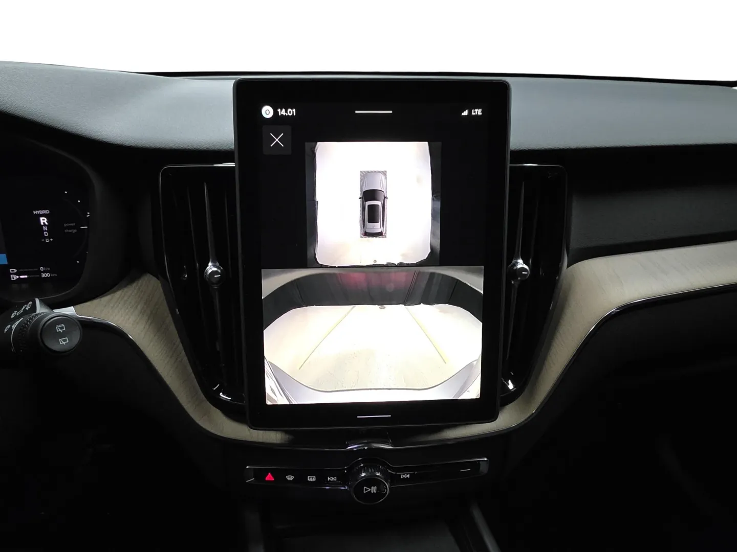 Autokuva 12 - YME-536