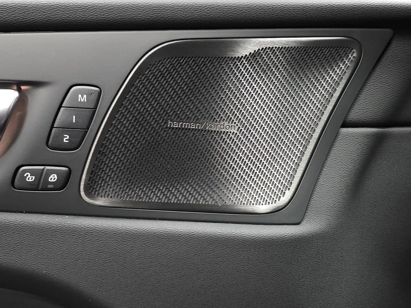 Autokuva 14 - YME-539