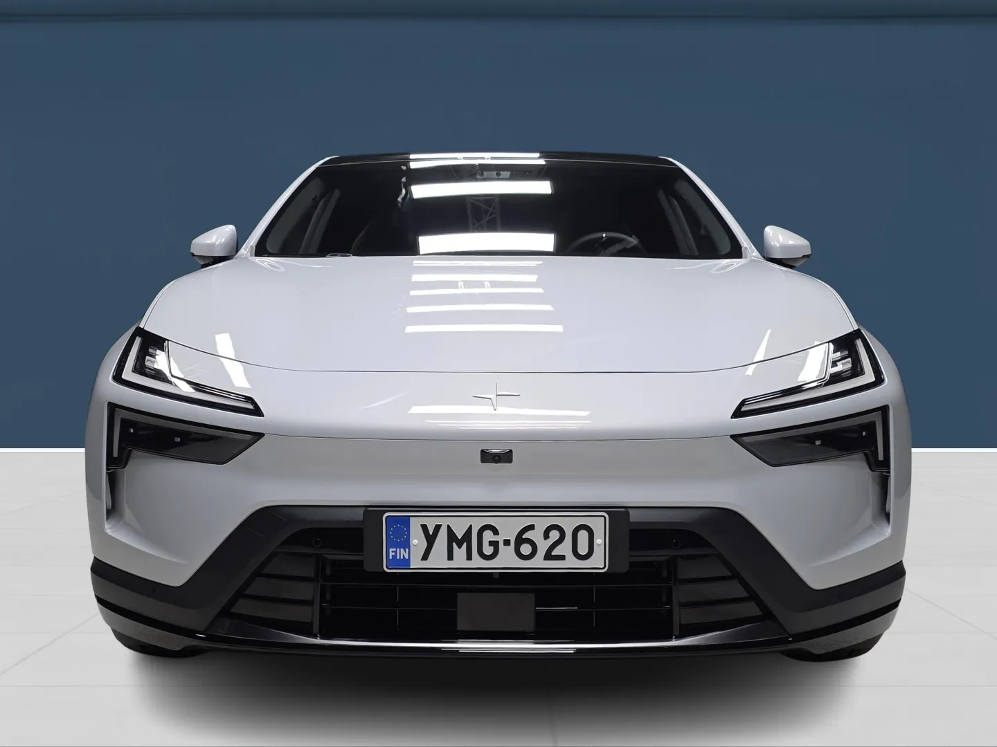 Autokuva 2 - YMG-620