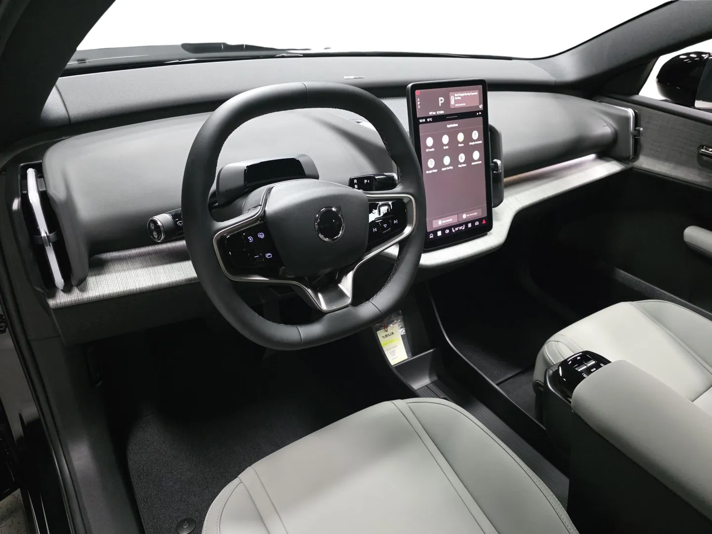 Autokuva 8 - YMG-937