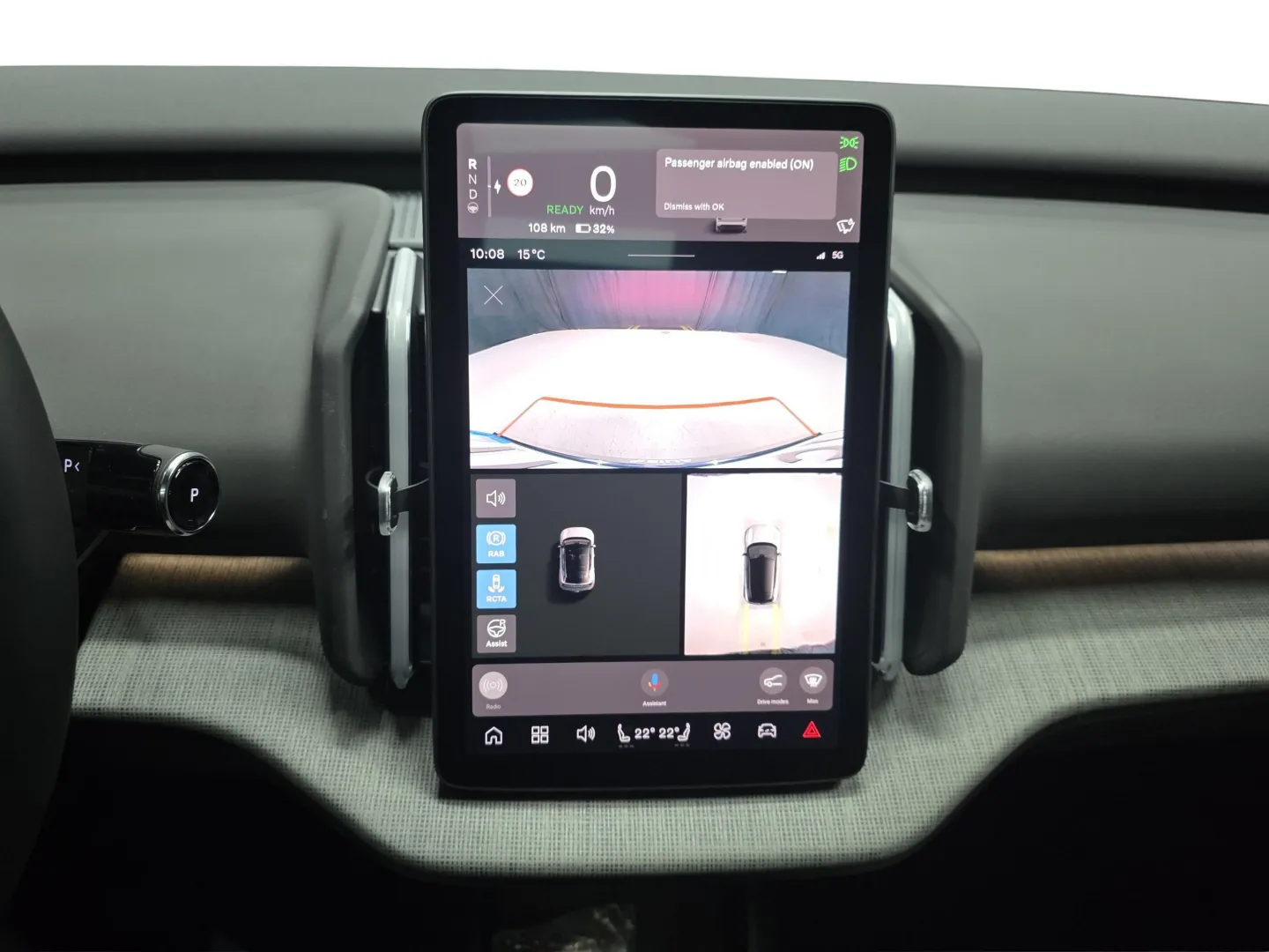 Autokuva 7 - YMG-937