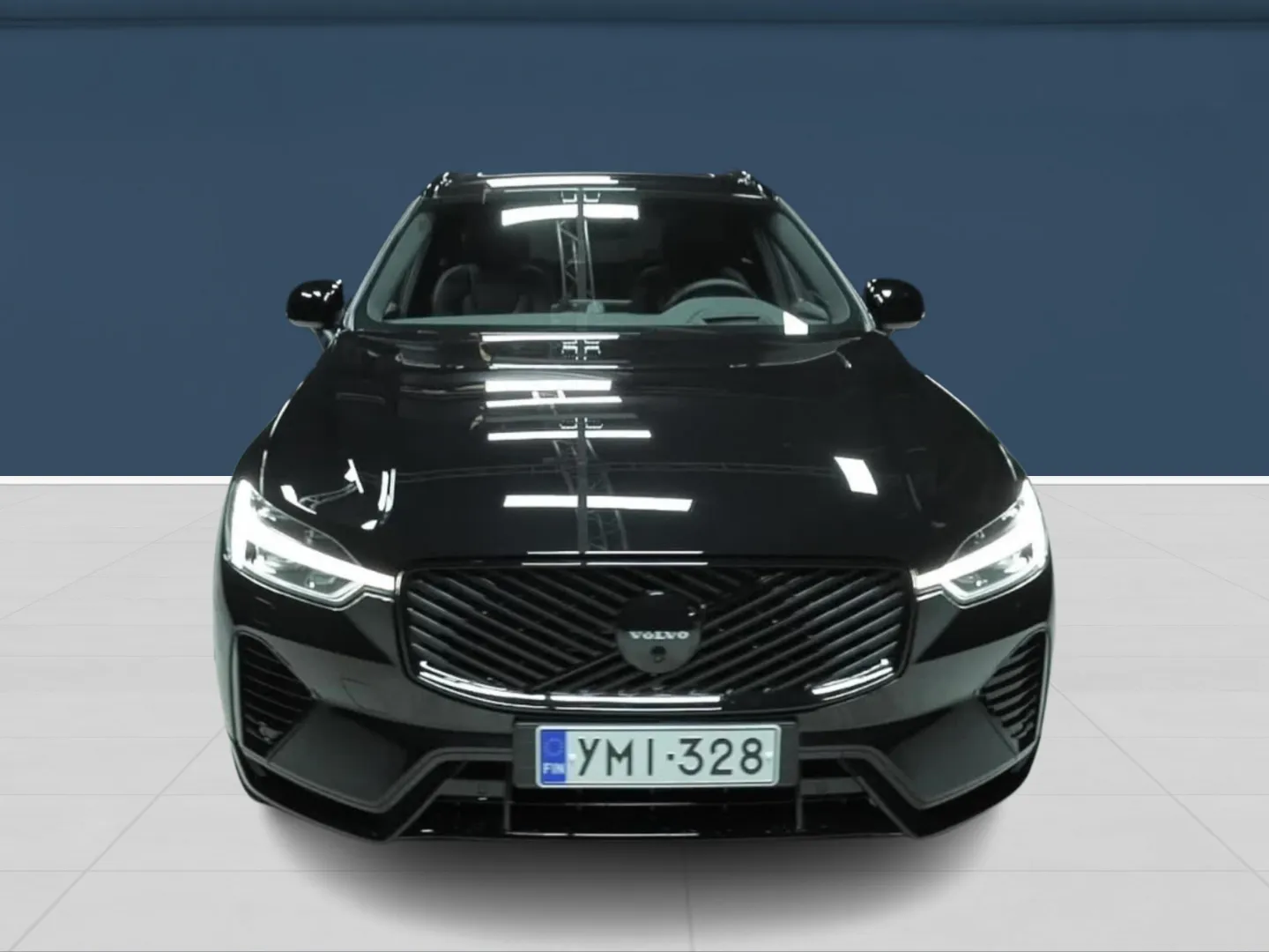 Autokuva 2 - YMI-328