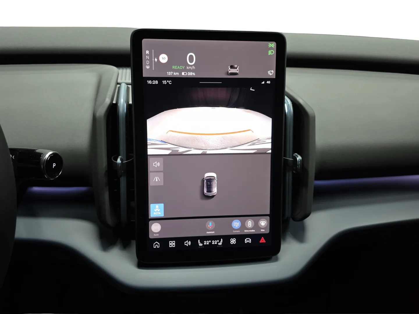 Autokuva 7 - YMI-748