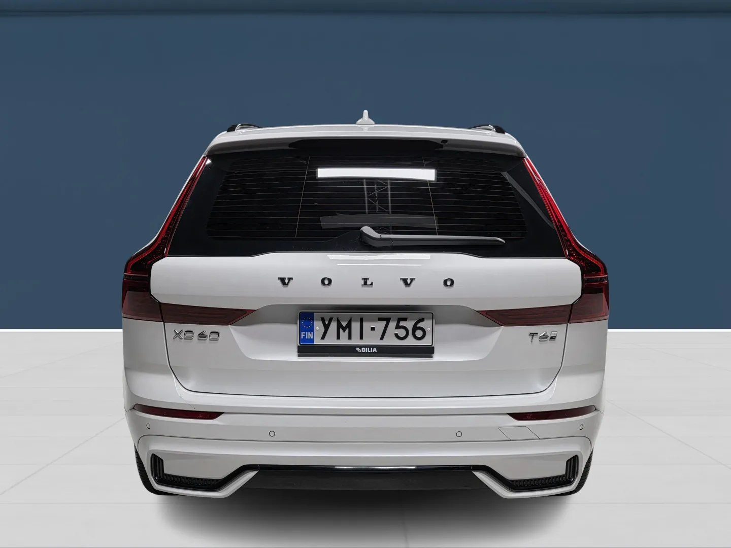 Autokuva 5 - YMI-756