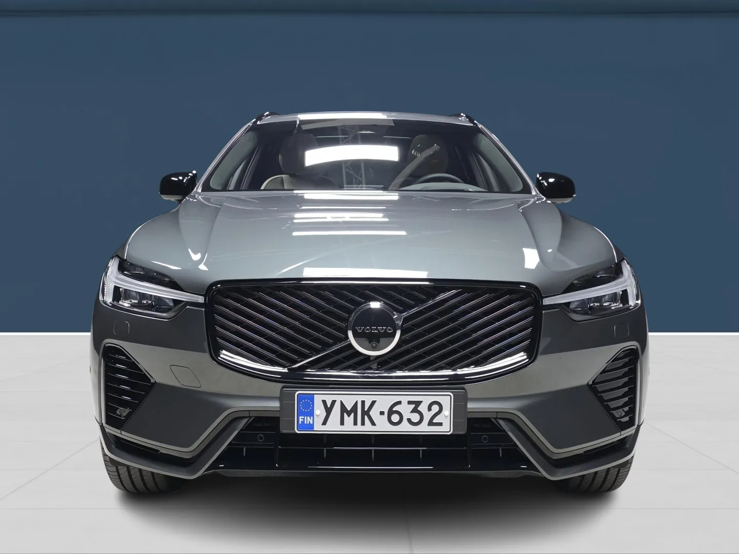 Autokuva 2 - YMK-632