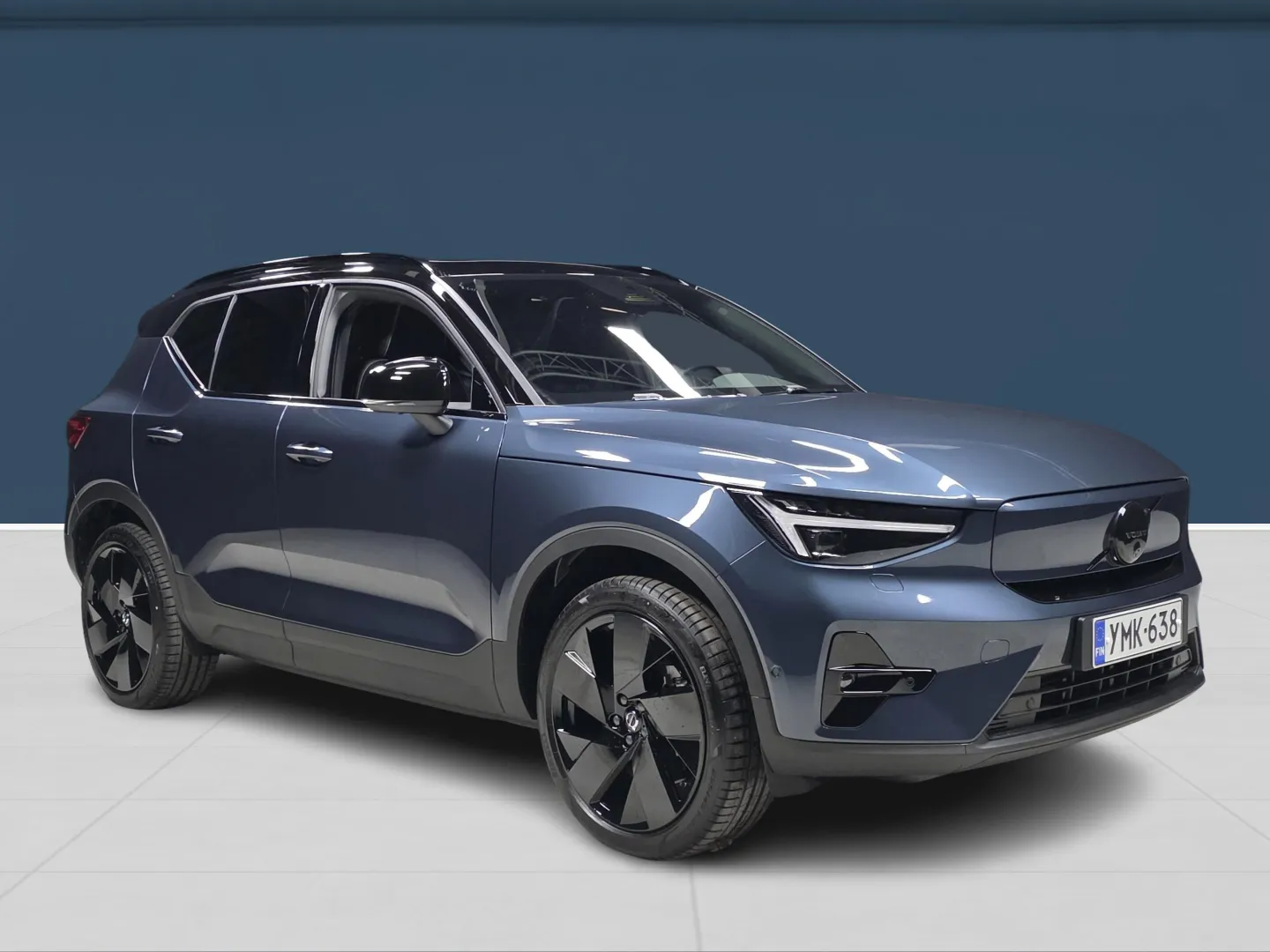 Autokuva 3 - YMK-638