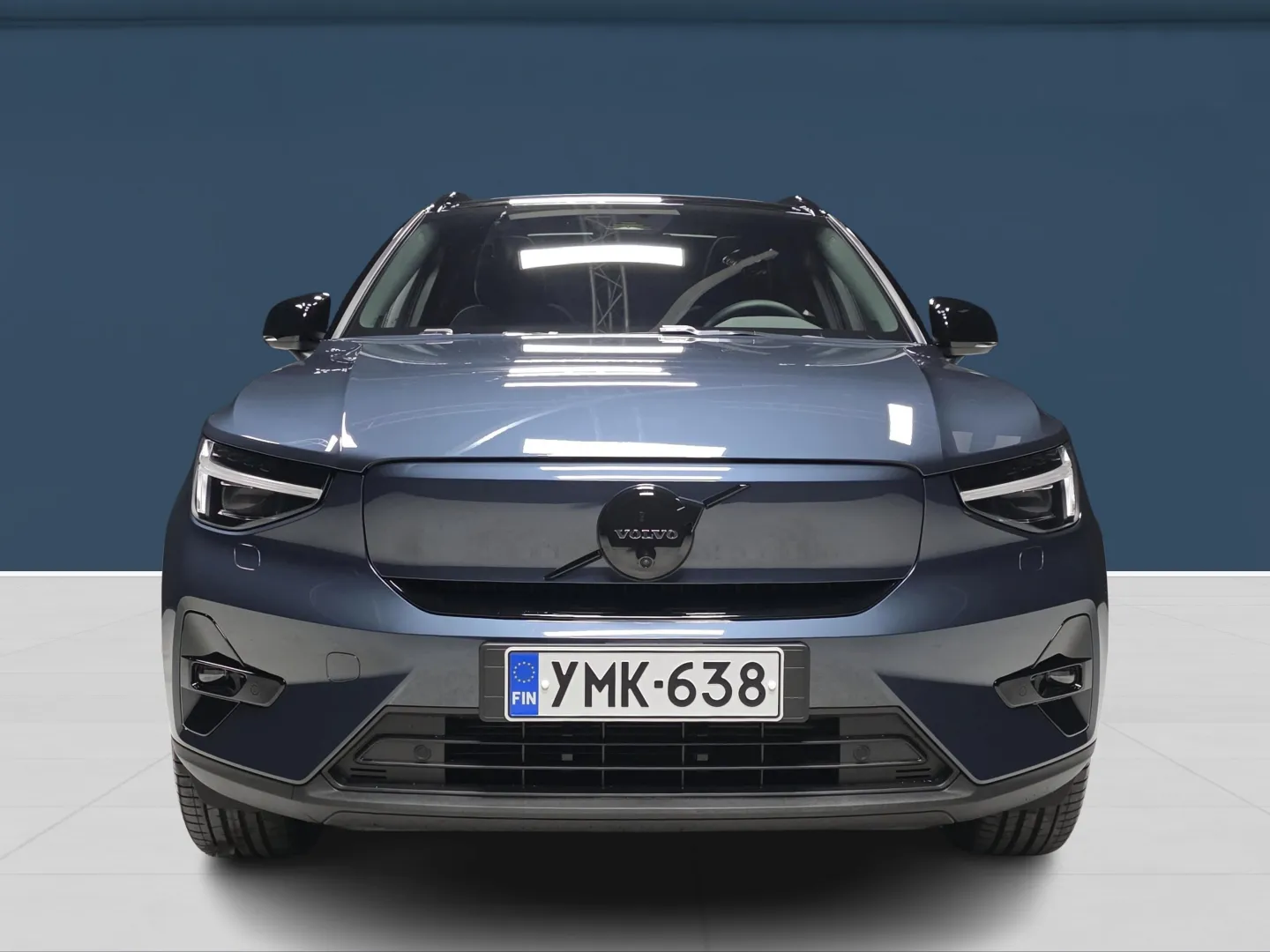 Autokuva 2 - YMK-638