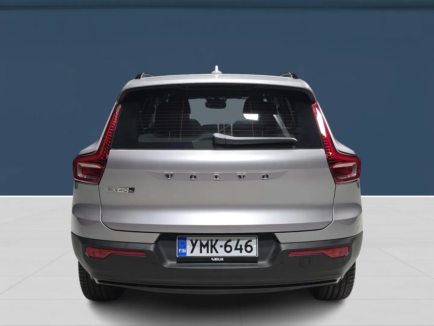 Autokuva 5 - YMK-646
