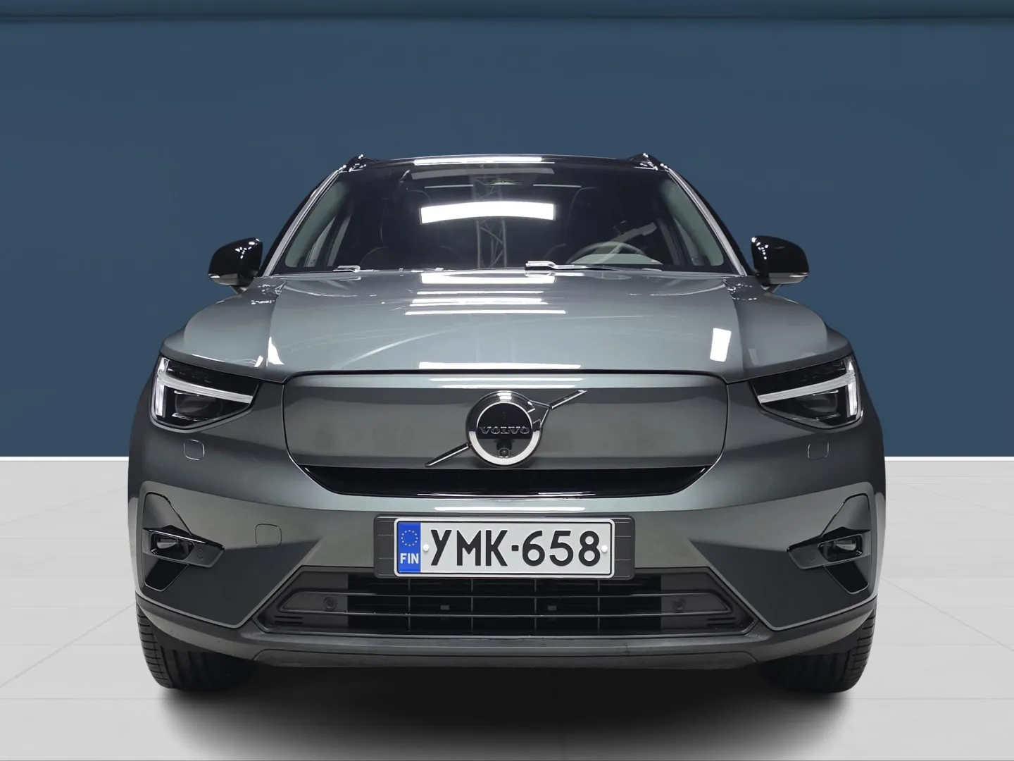 Autokuva 2 - YMK-658