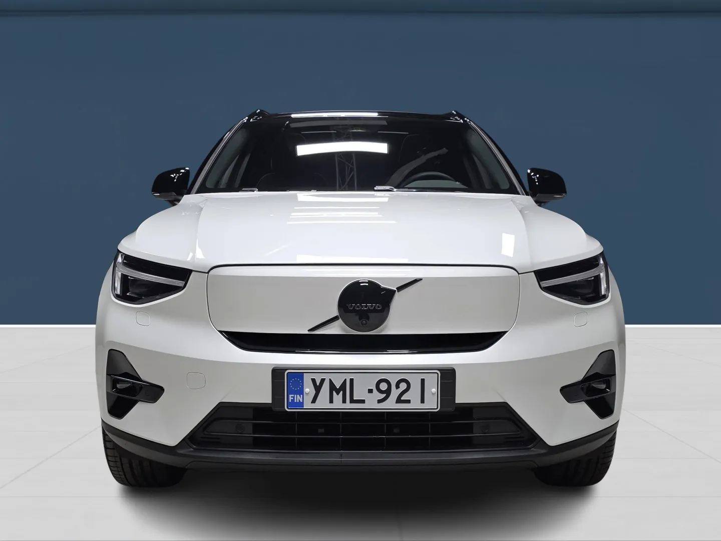 Autokuva 2 - YML-921