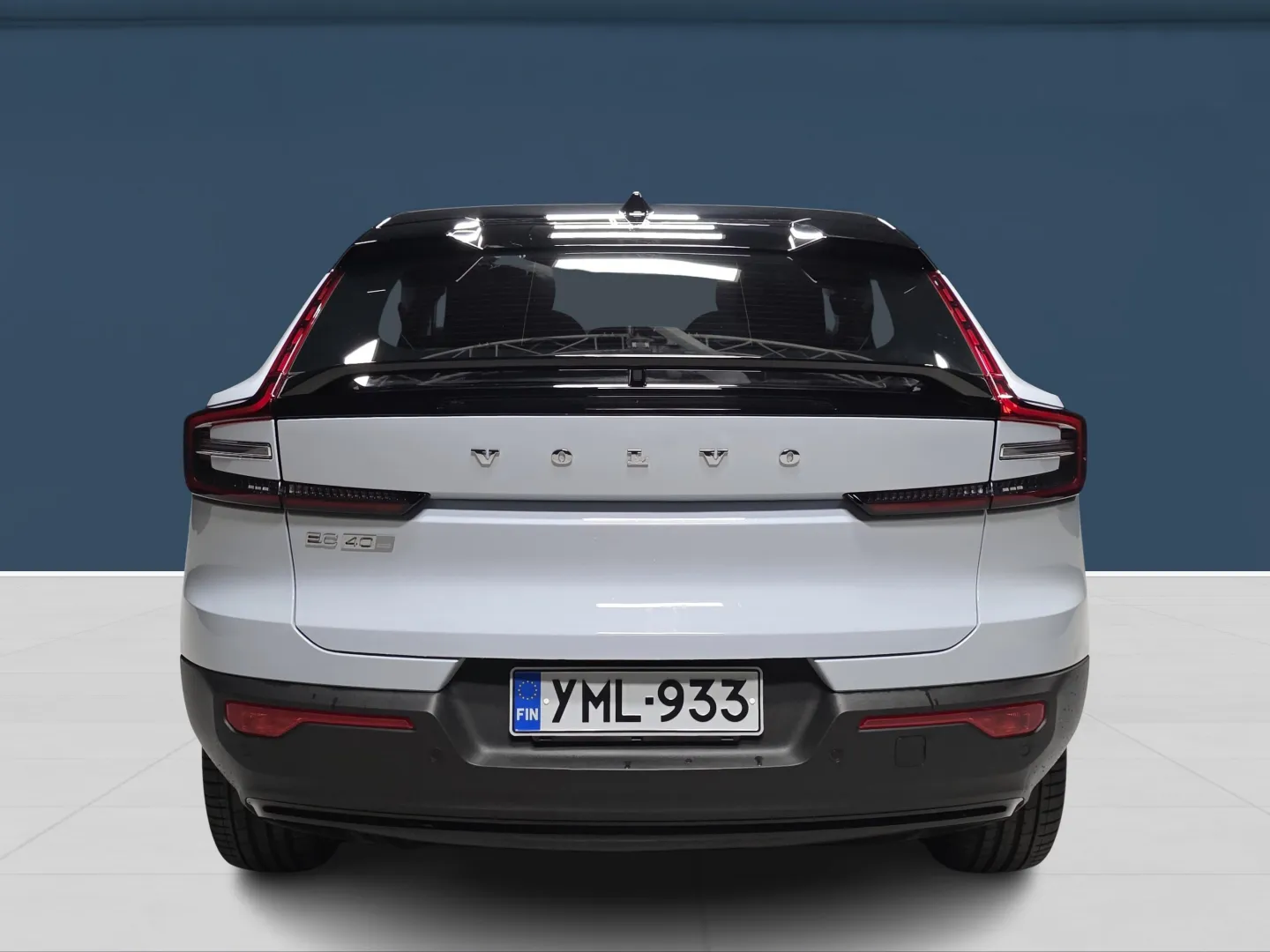 Autokuva 5 - YML-933