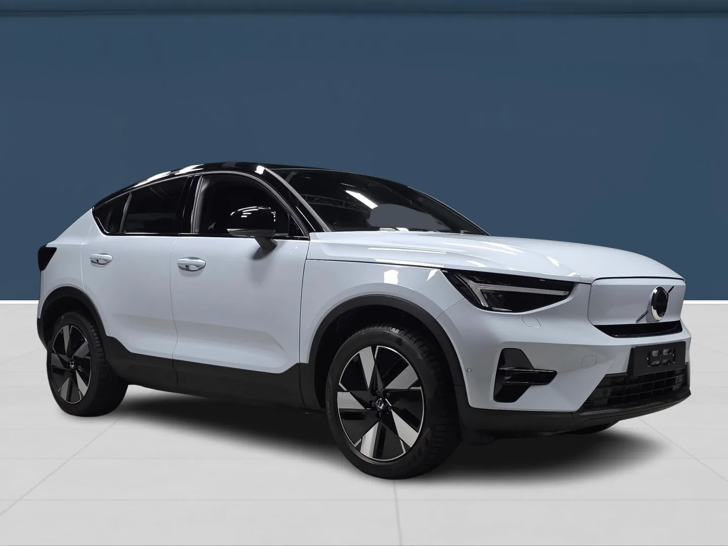 Autokuva 3 - YML-933