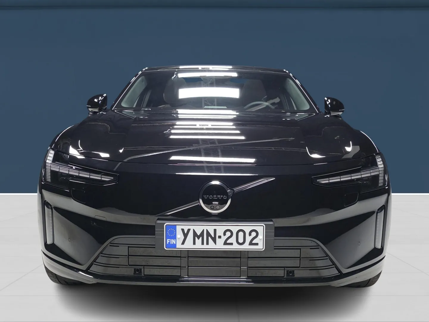 Autokuva 2 - YMN-202