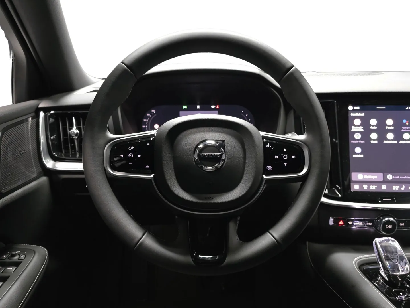 Autokuva 10 - YMN-732