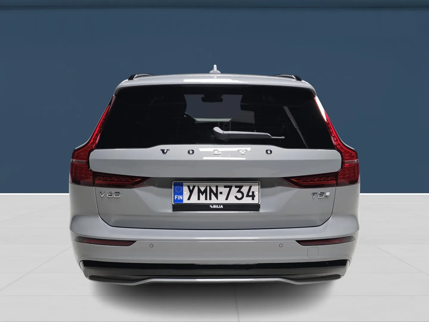Autokuva 5 - YMN-734