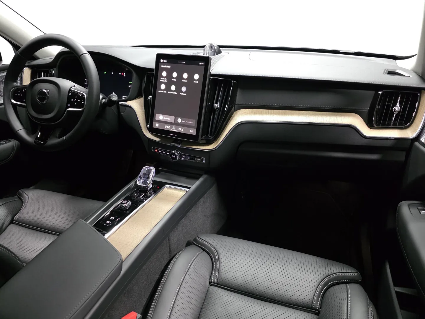 Autokuva 17 - YMN-757