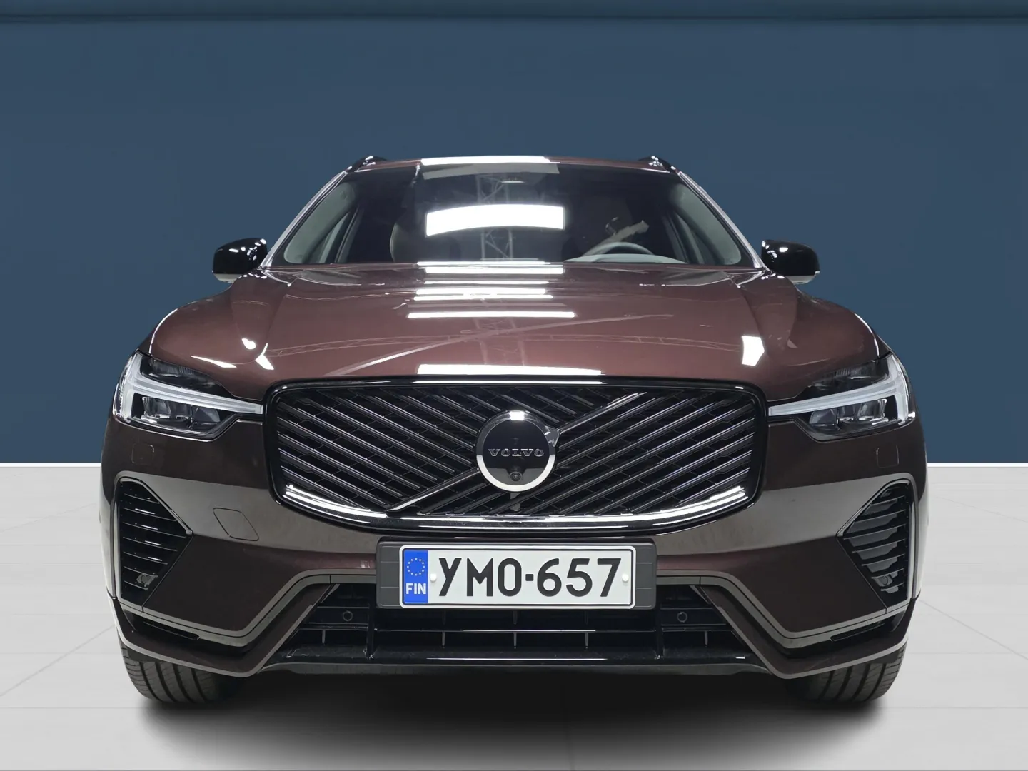 Autokuva 2 - YMO-657