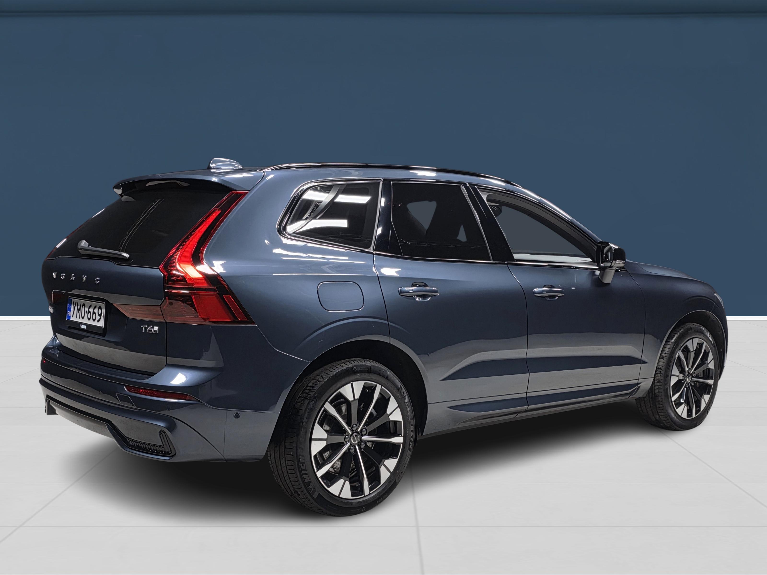 Volvo XC60 T6 AWD Long Range Plus Dark 2026, bild 4/21