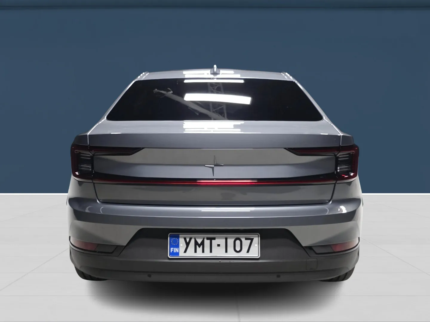 Autokuva 5 - YMT-107