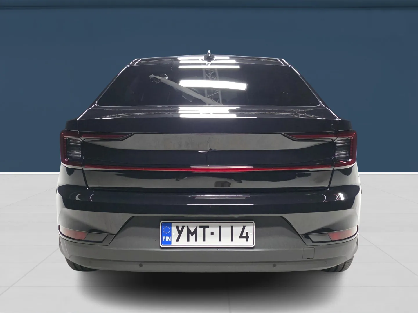 Autokuva 5 - YMT-114