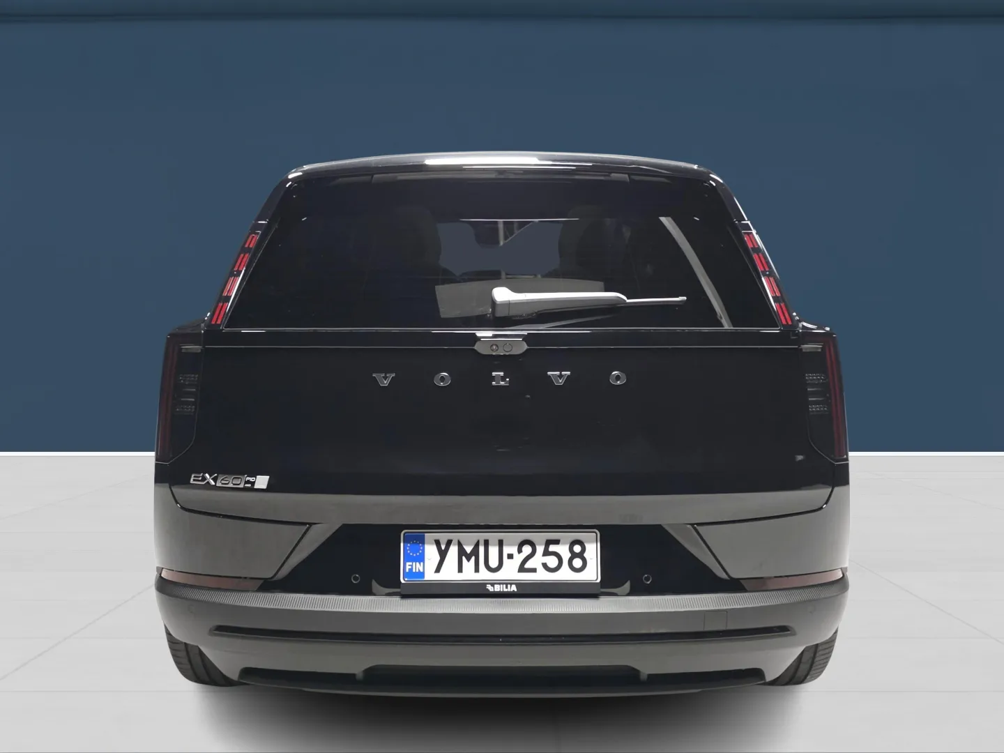 Autokuva 5 - YMU-258