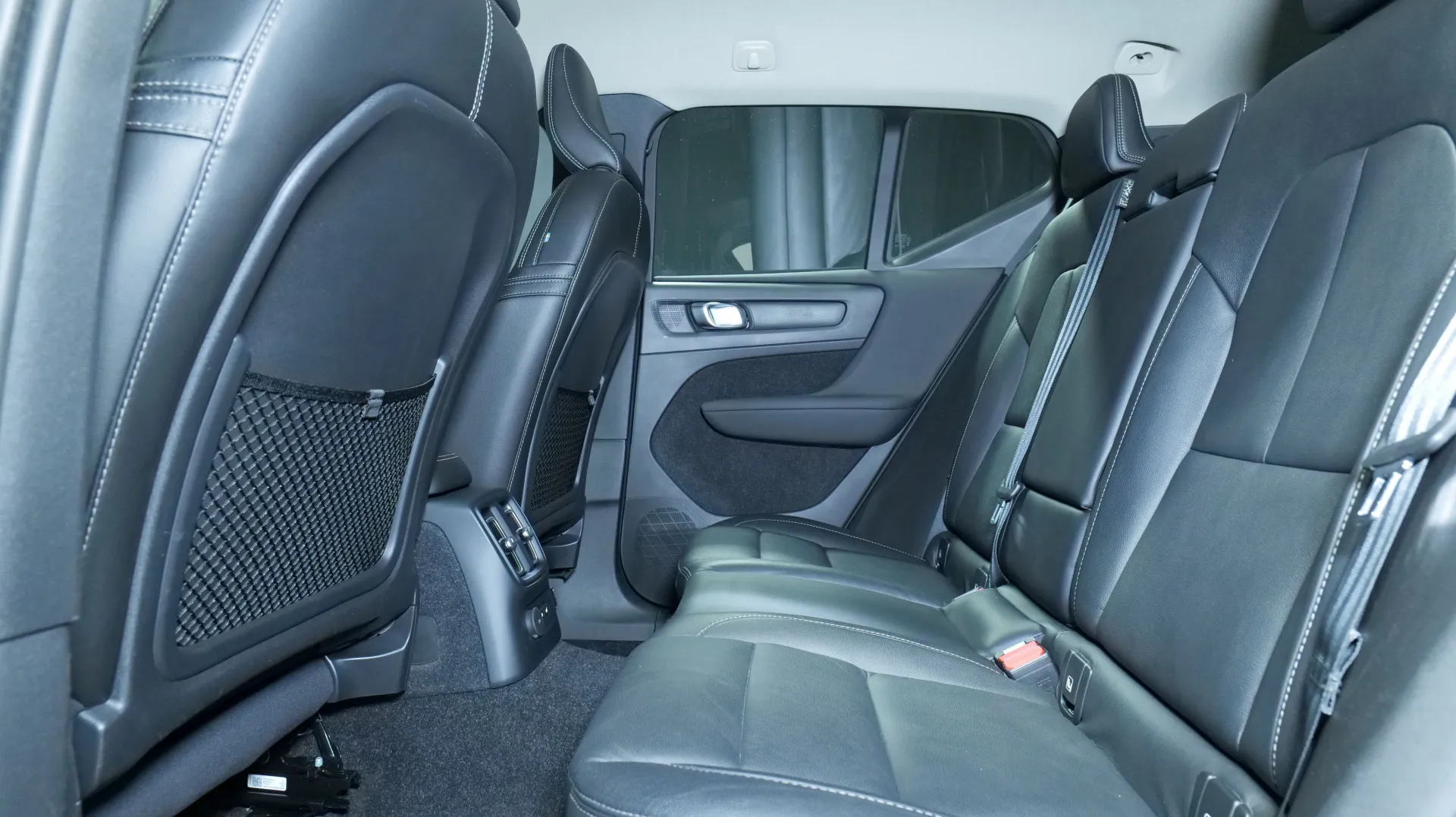 Autokuva 16 - YXG-597