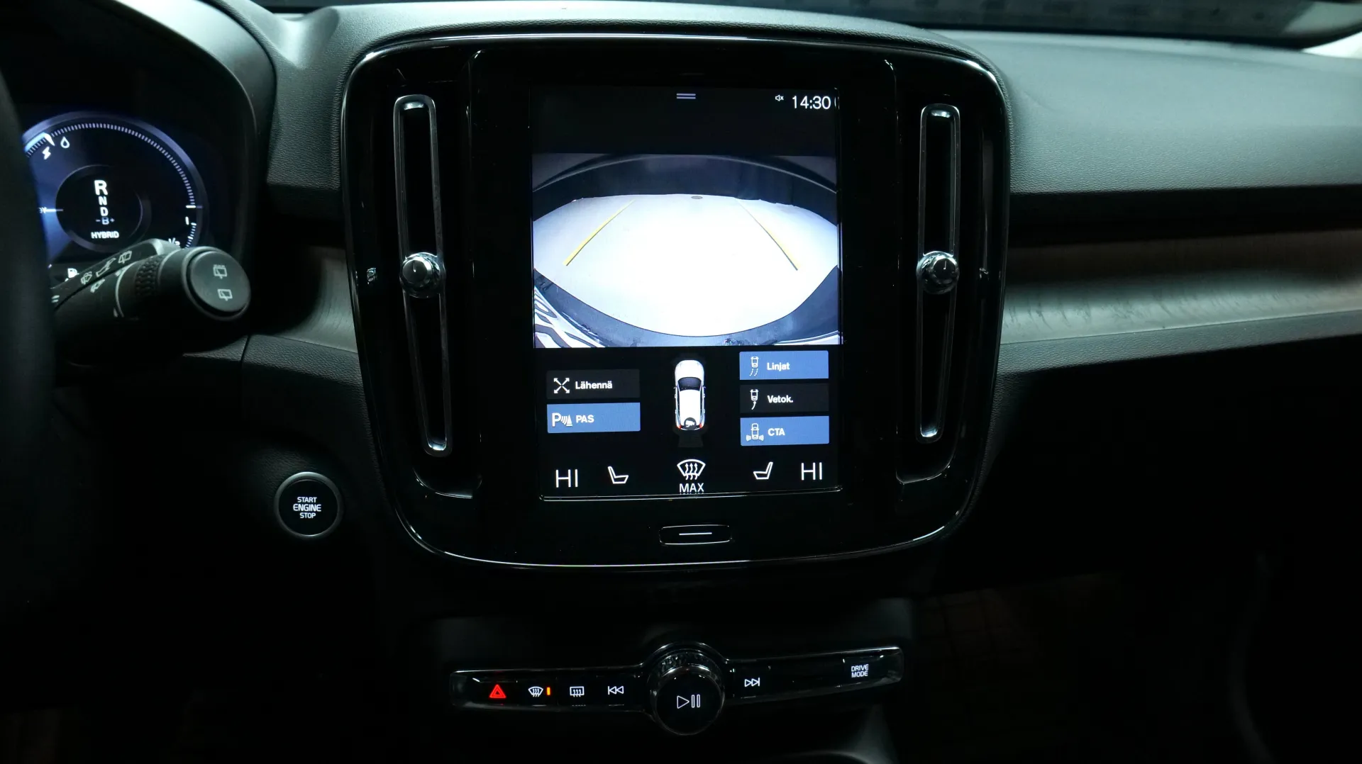 Autokuva 9 - YXG-597