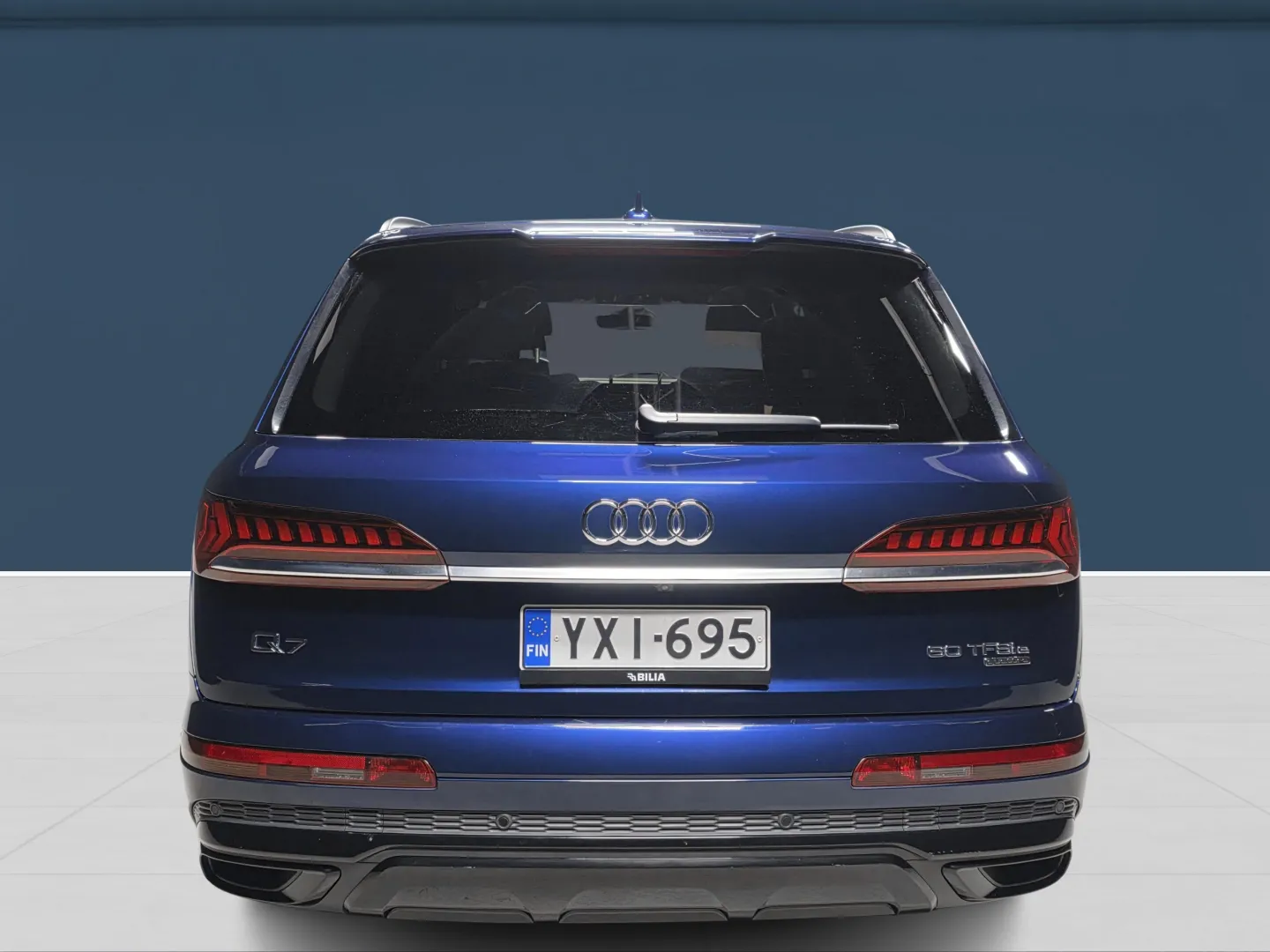Autokuva 5 - YXI-695
