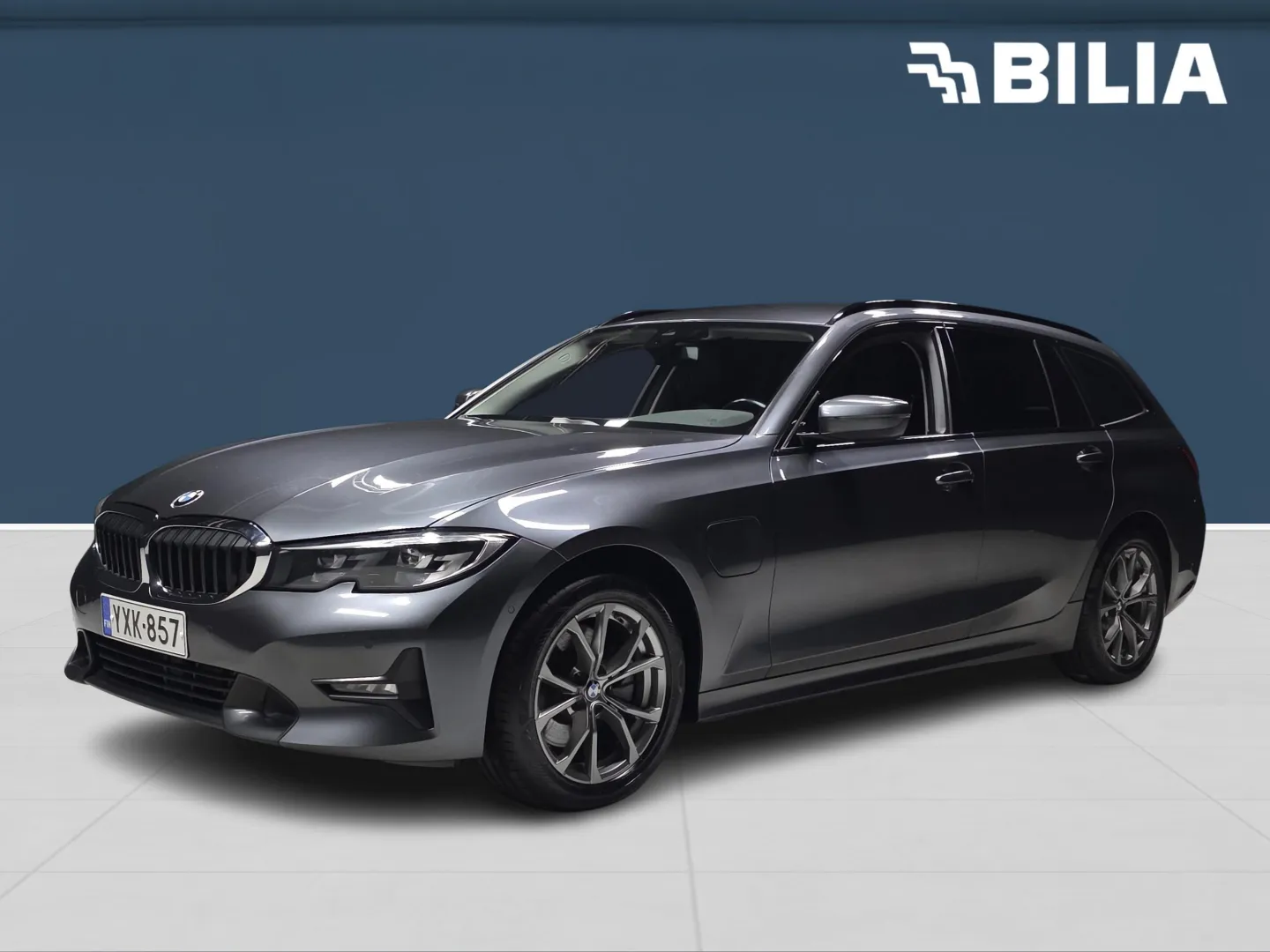 BMW 320 YXK-857