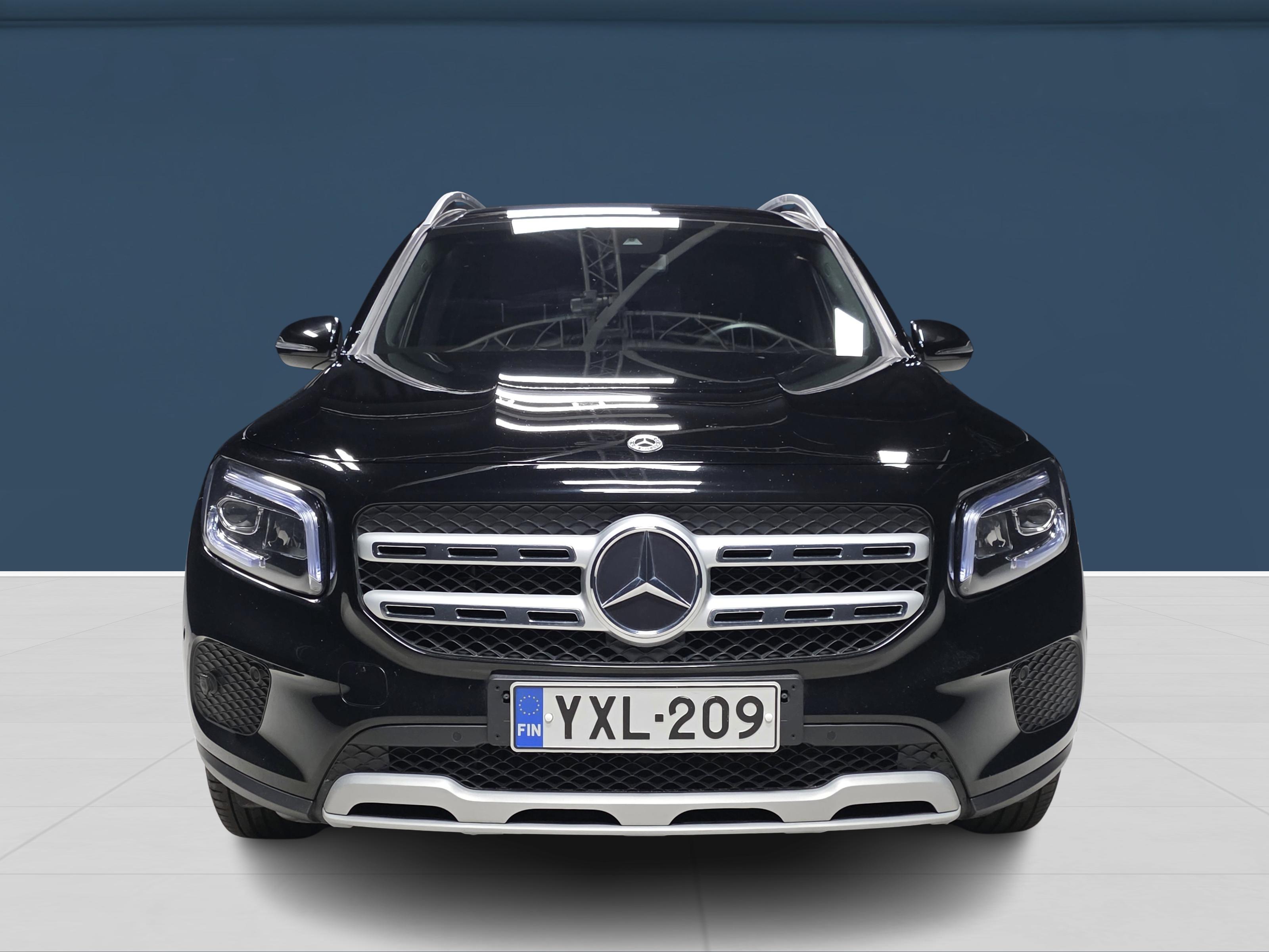 Mercedes-Benz GLB 2021, kuva 2/16