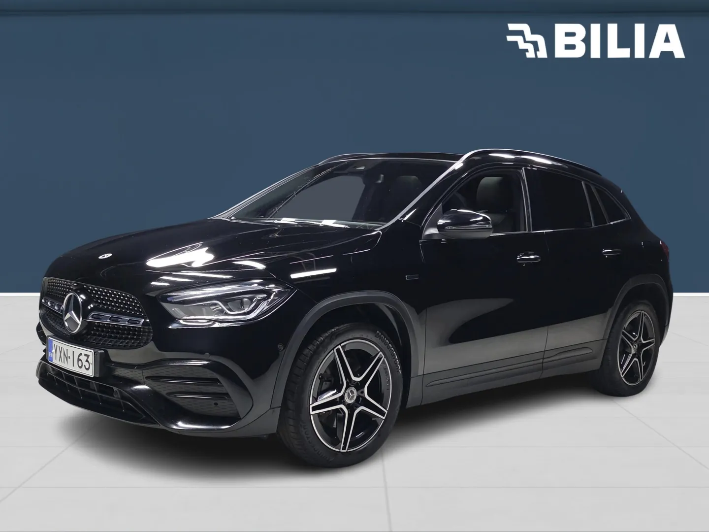 Mercedes-Benz GLA YXN-163