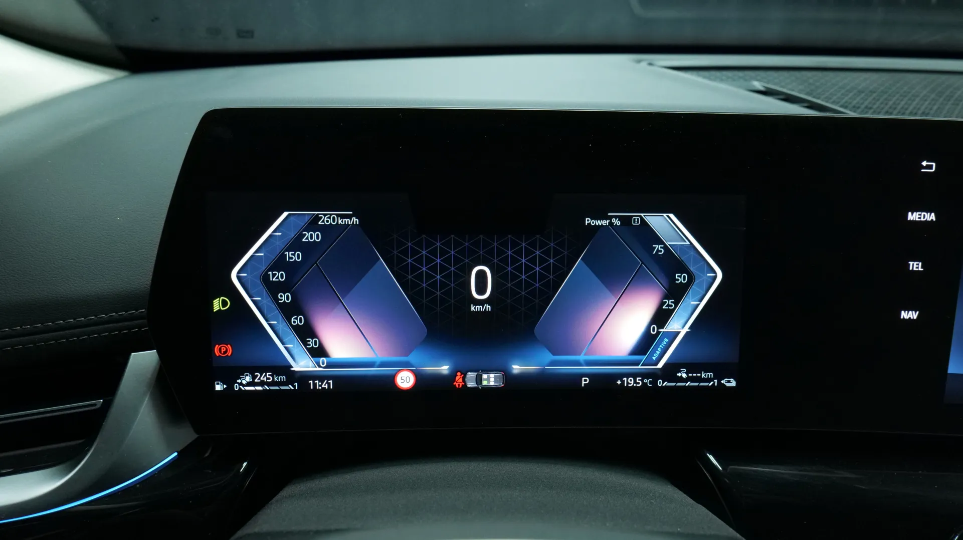 Autokuva 6 - YXU-615