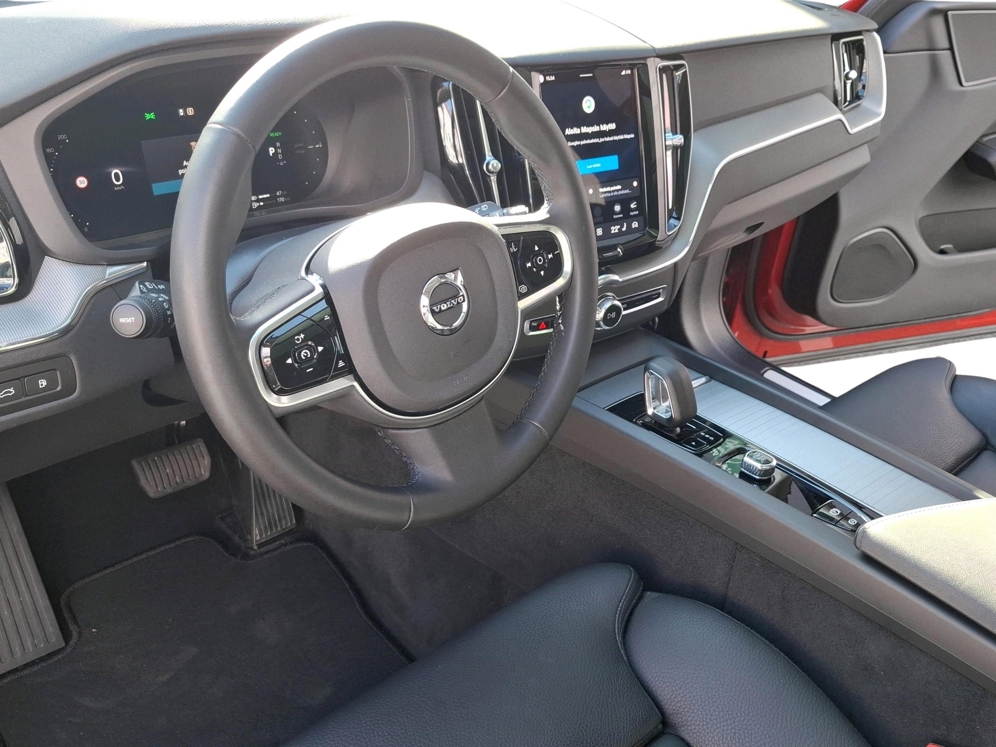 Volvo XC60 2024, photo 6/12