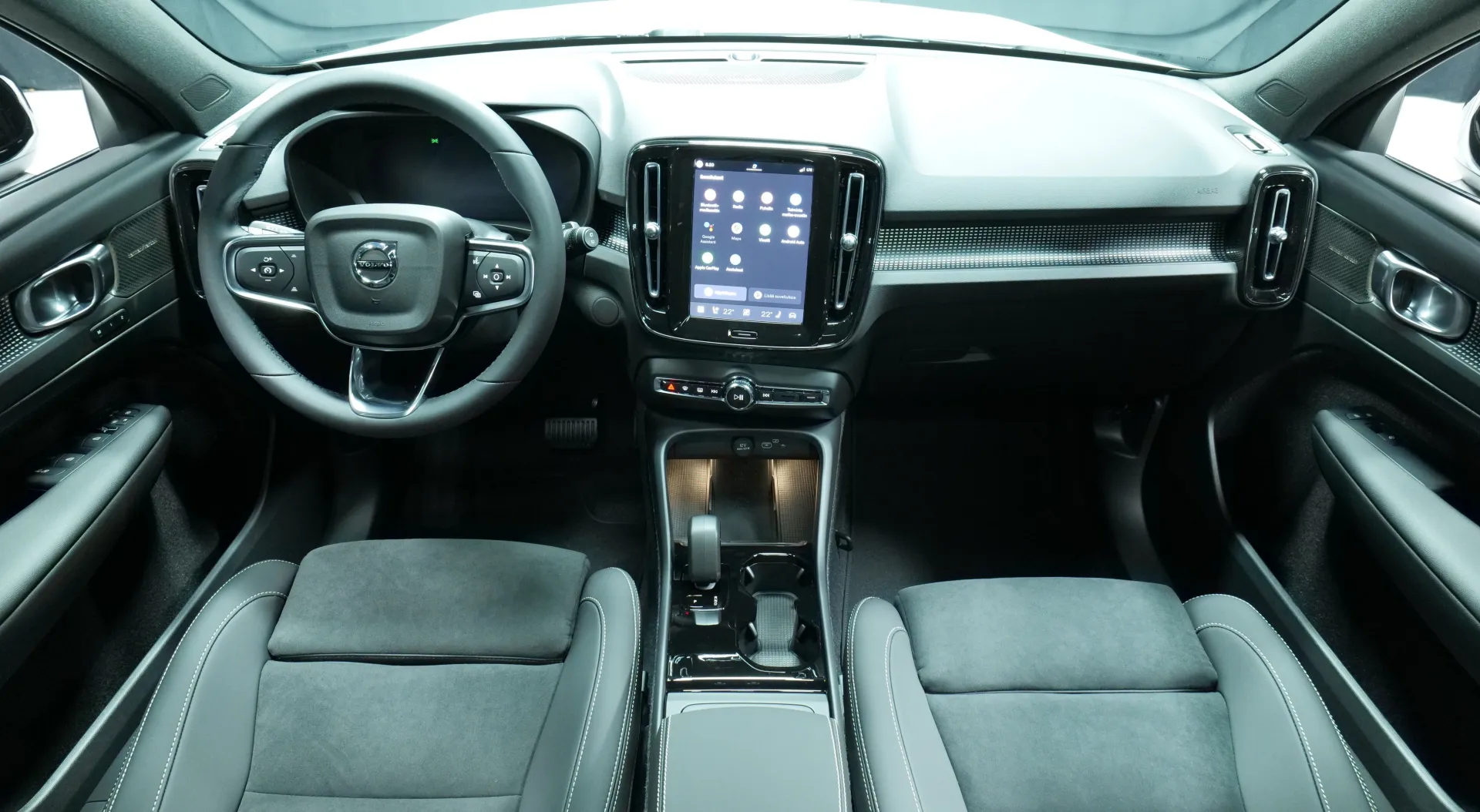 Autokuva 14 - YYE-895