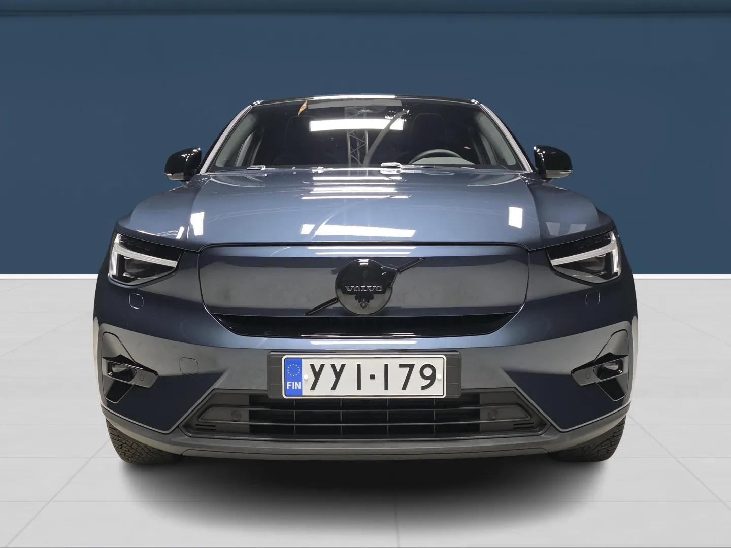 Autokuva 2 - YYI-179