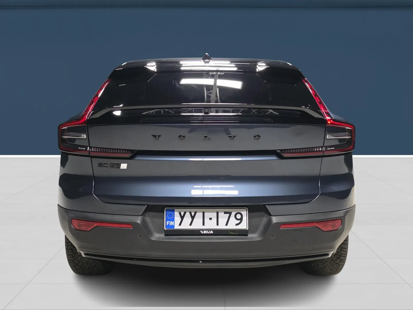 Autokuva 5 - YYI-179