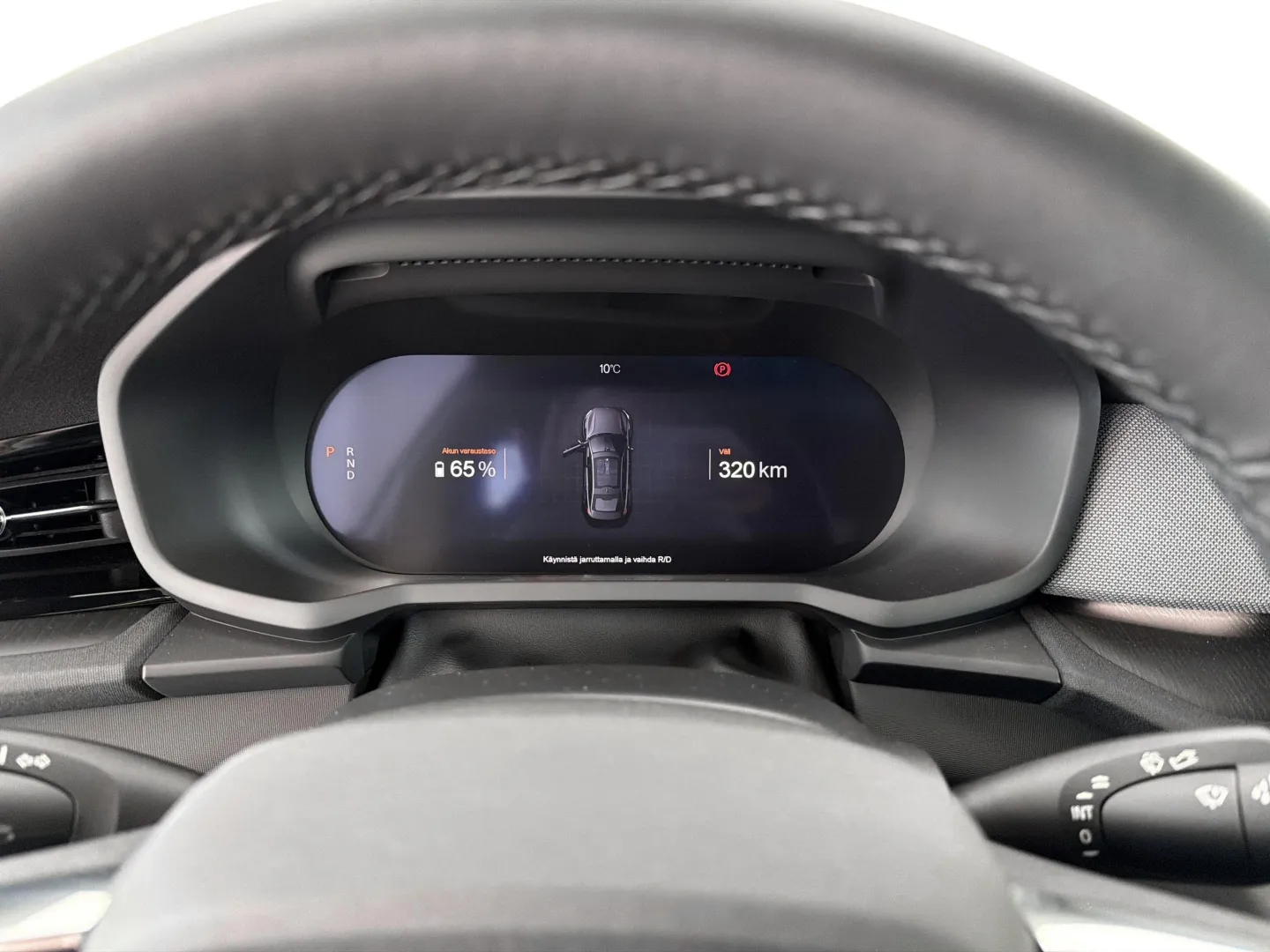 Autokuva 7 - YYI-202