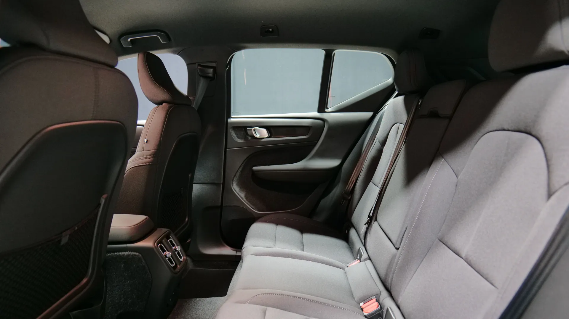 Autokuva 20 - YYI-817