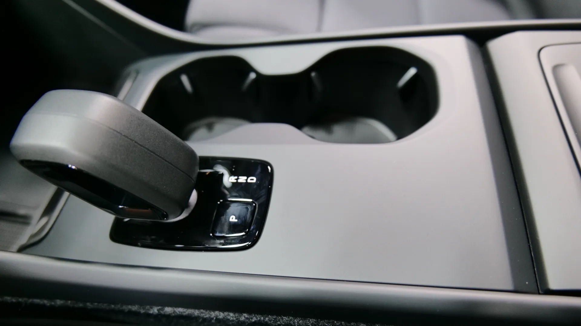 Autokuva 10 - YYI-817