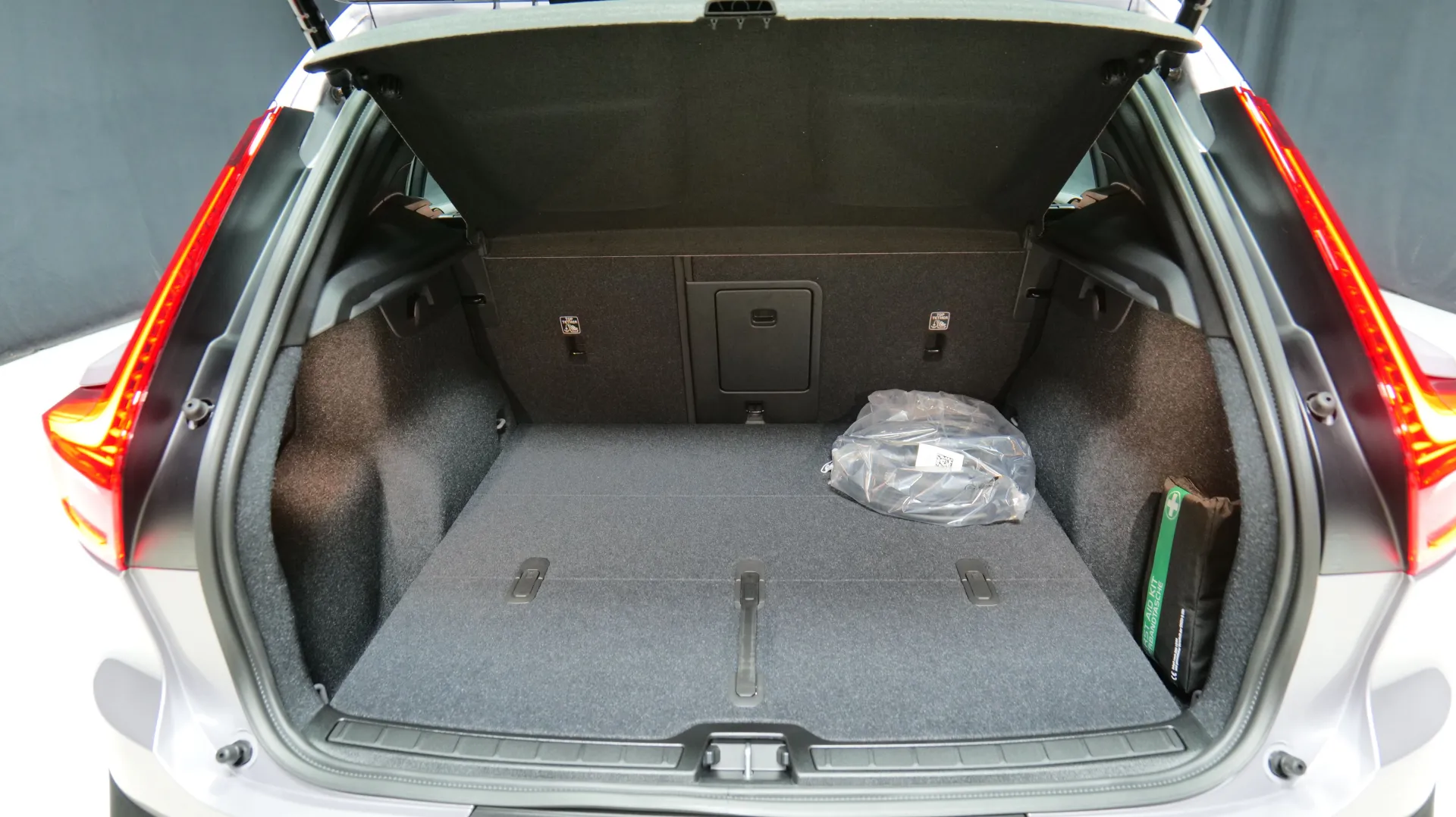 Autokuva 21 - YYI-817