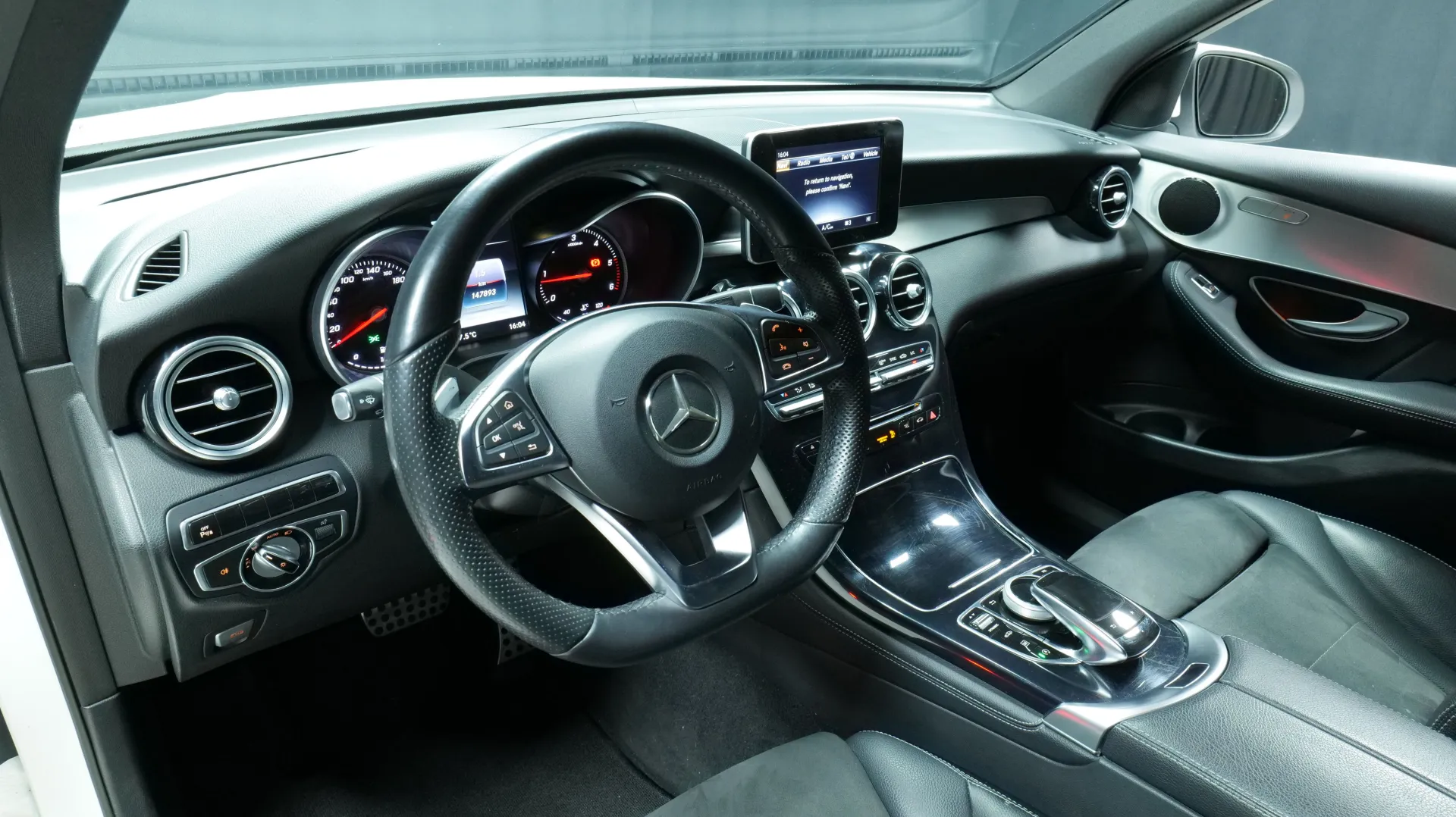 Autokuva 13 - ZKP-991