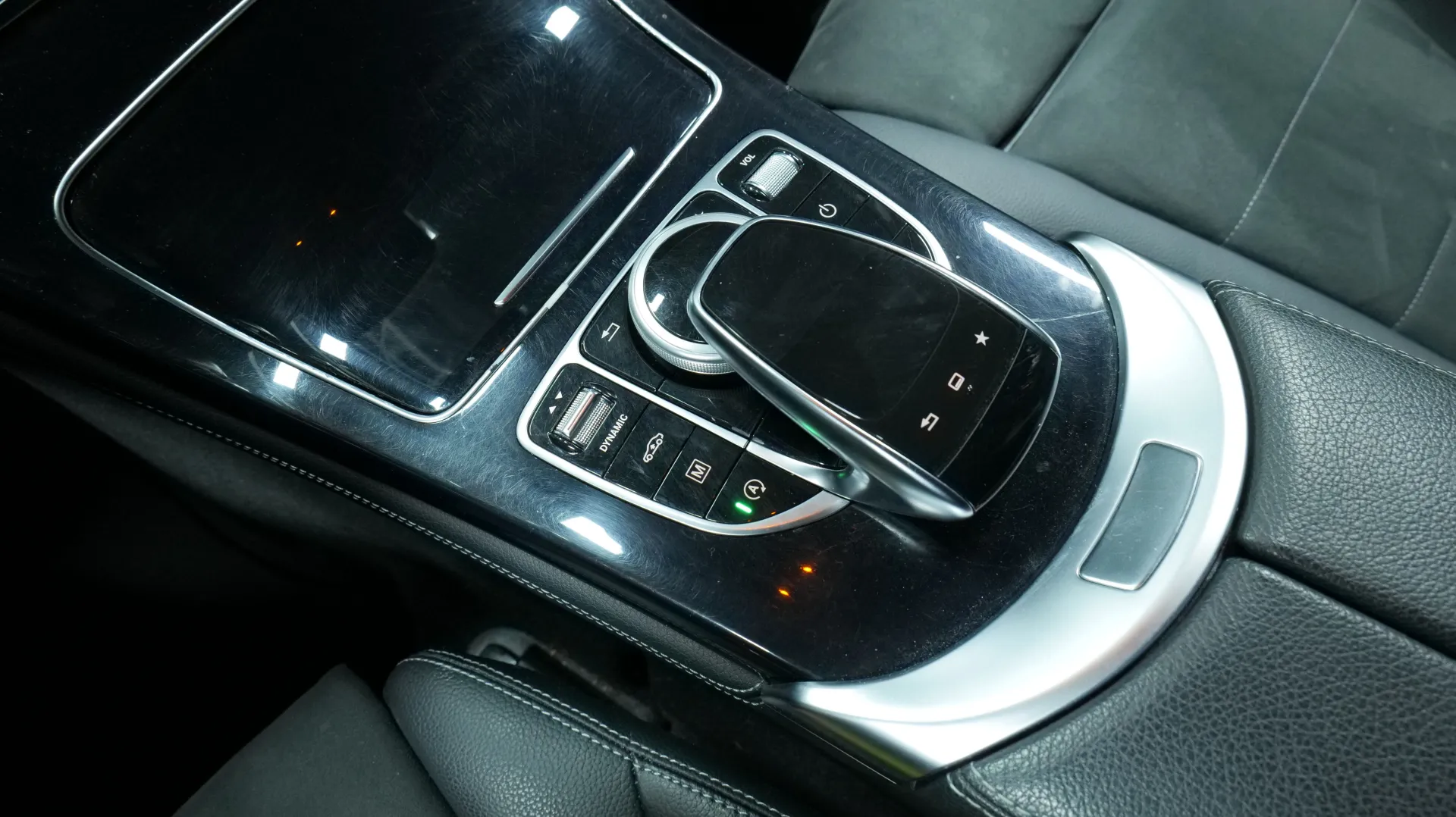 Autokuva 10 - ZKP-991