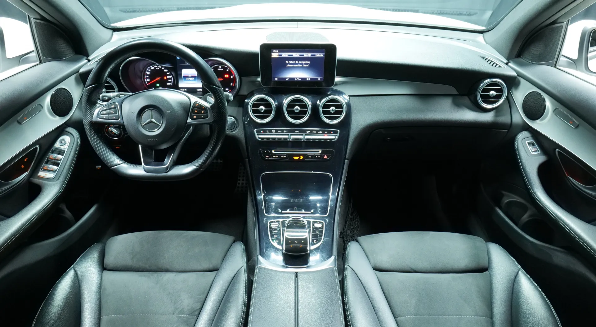 Autokuva 14 - ZKP-991