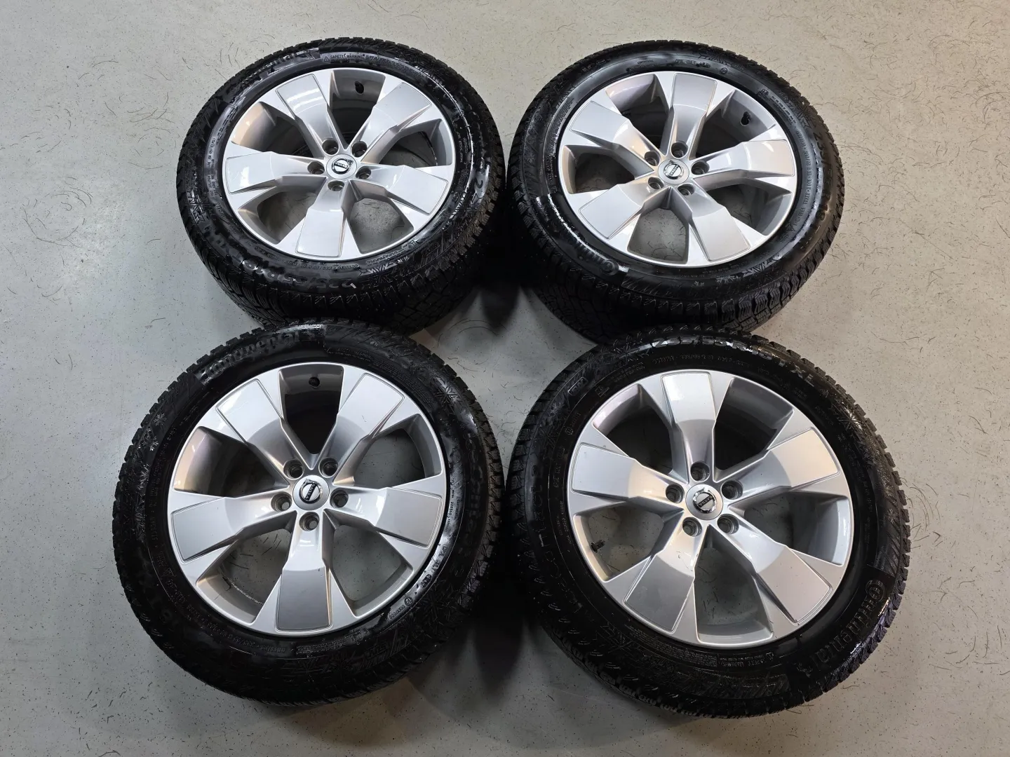 Autokuva 12 - ZML-275