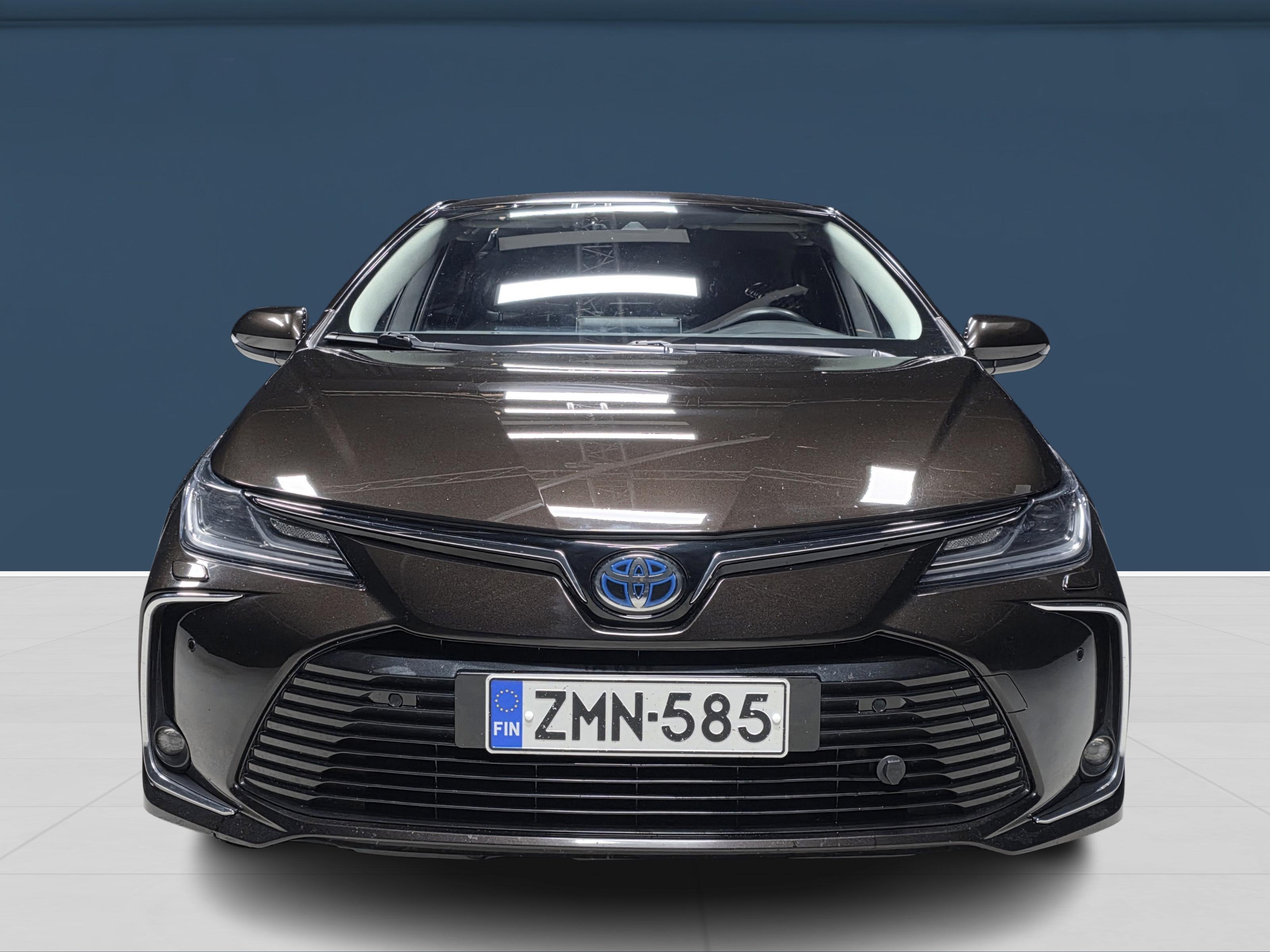 Toyota Corolla Sedan 1,8 Hybrid Style 2019, kuva 2/16